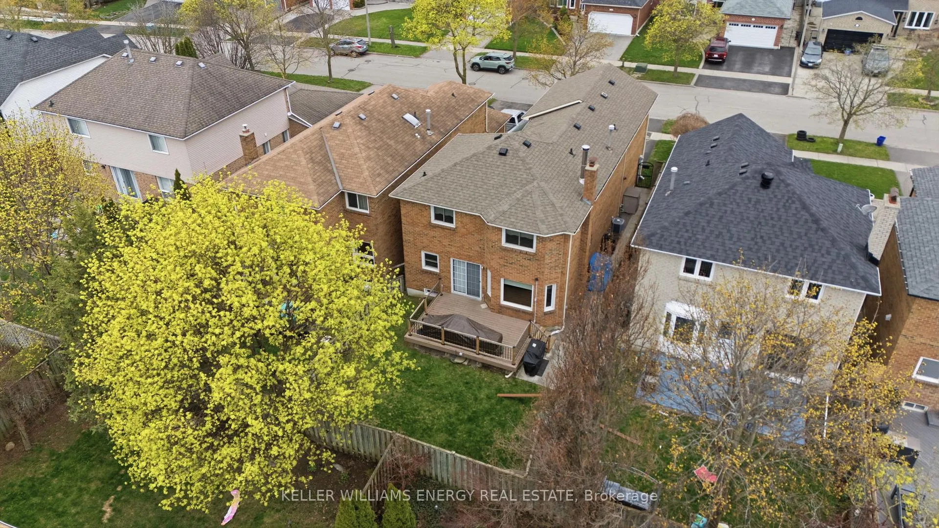 Photo 44 of 733 Aspen Road, Pickering, Amberlea — HOMEH