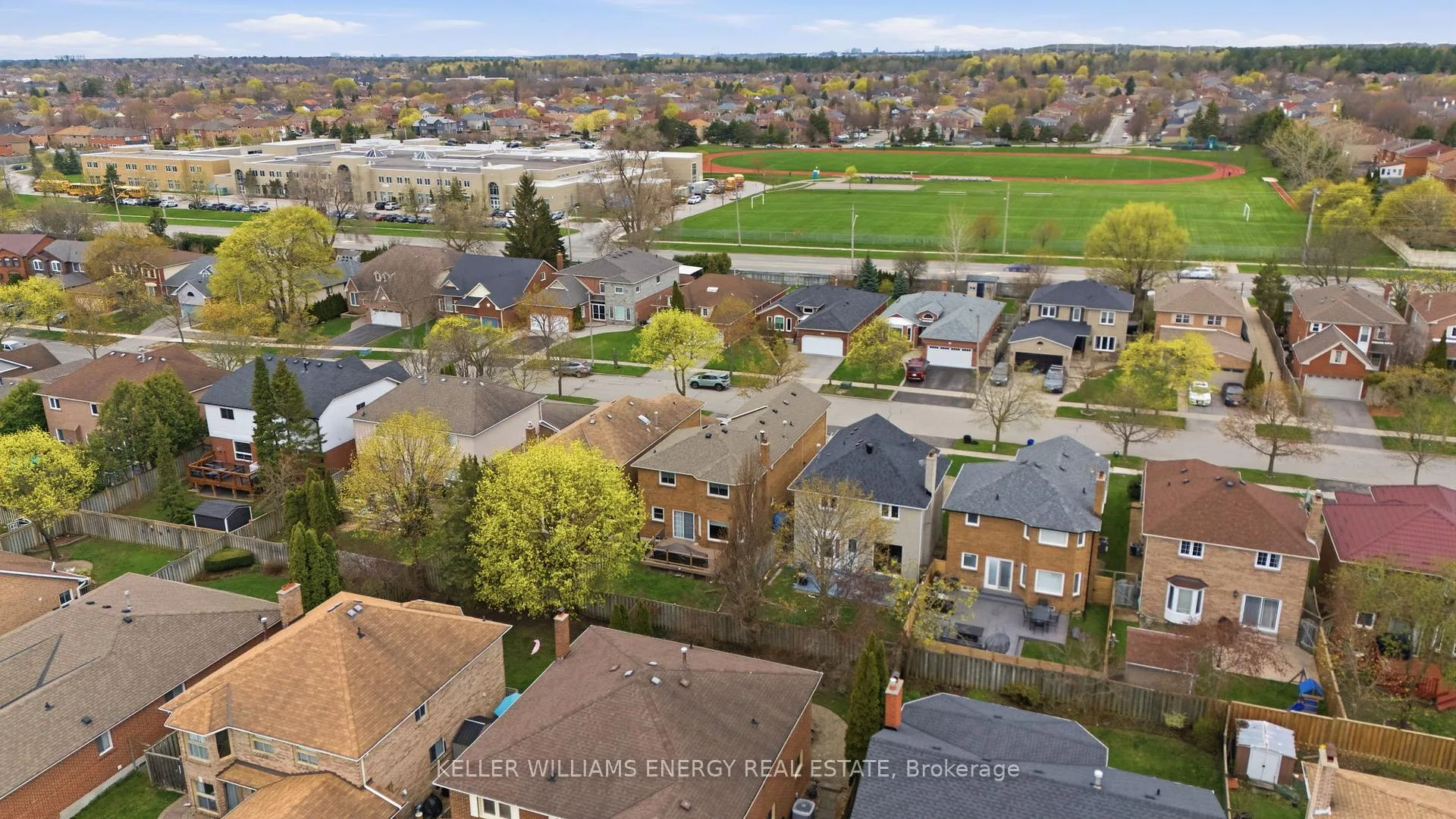 Photo 45 of 733 Aspen Road, Pickering, Amberlea — HOMEH