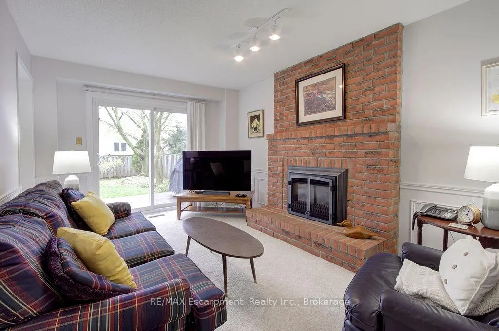 Photo 19 of 794 Hawkins Crescent, Burlington, Brant — HOMEH