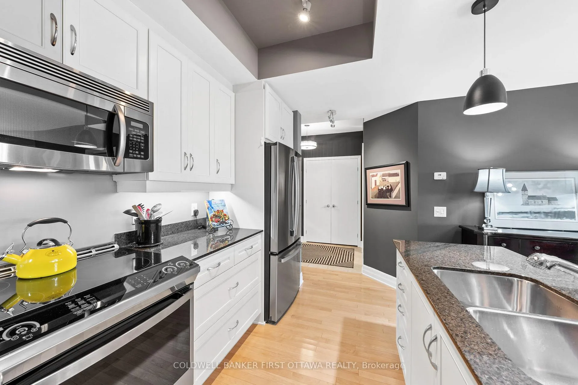 Photo 14 of Unit 1006, 75 Cleary Avenue, Ottawa, Woodroffe — HOMEH