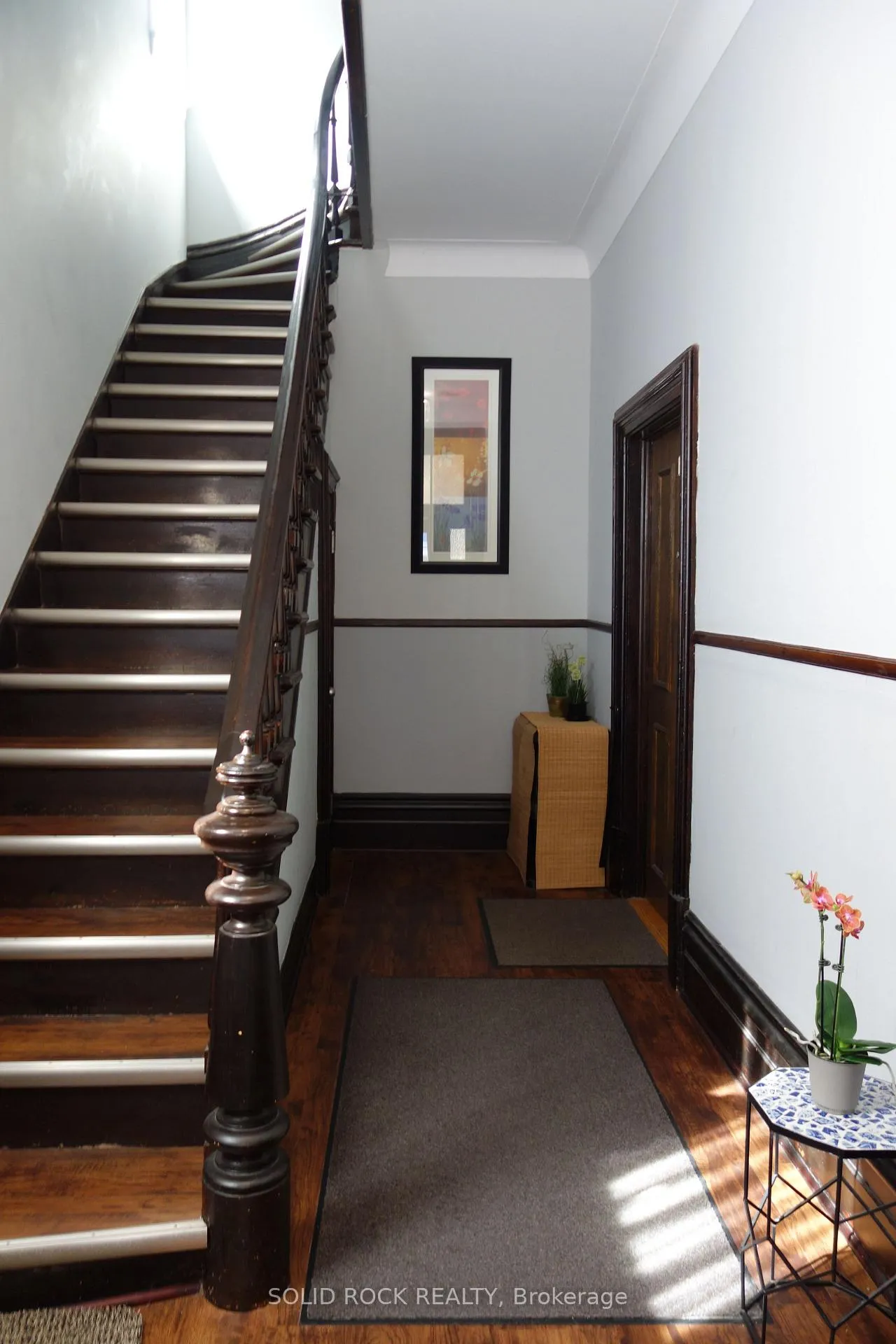 Photo 4 of 289 Wilbrod Street, Ottawa, Sandy Hill — HOMEH