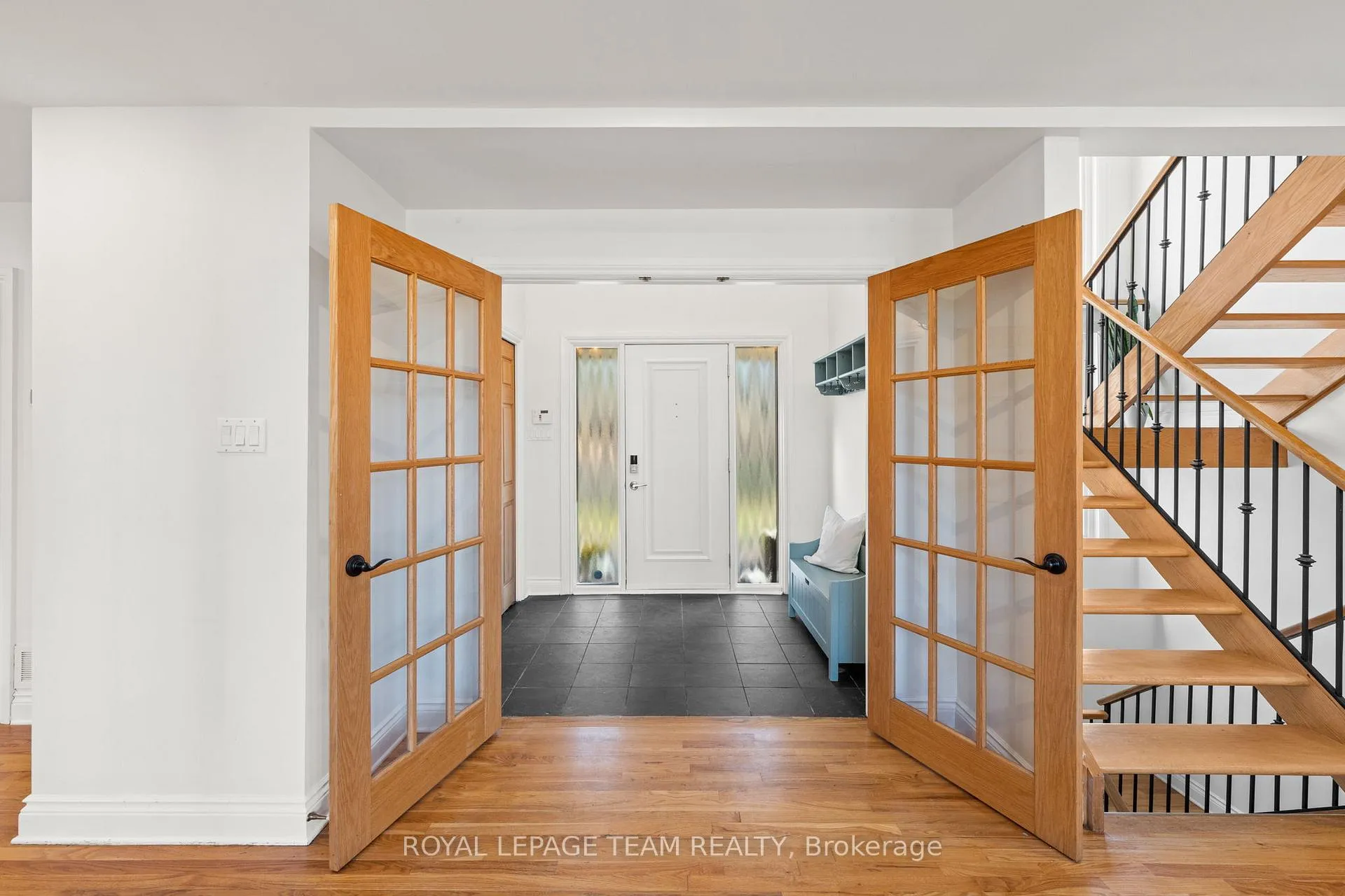Photo 4 of 278 John Aselford Drive, Ottawa, Huntley Ward (North East) — HOMEH