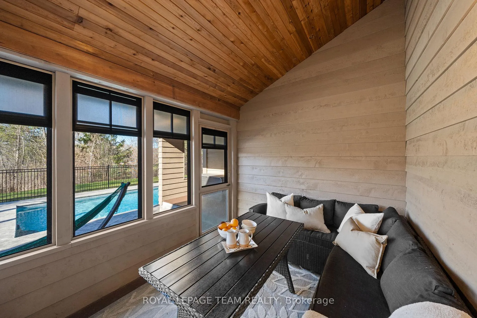 Photo 20 of 278 John Aselford Drive, Ottawa, Huntley Ward (North East) — HOMEH