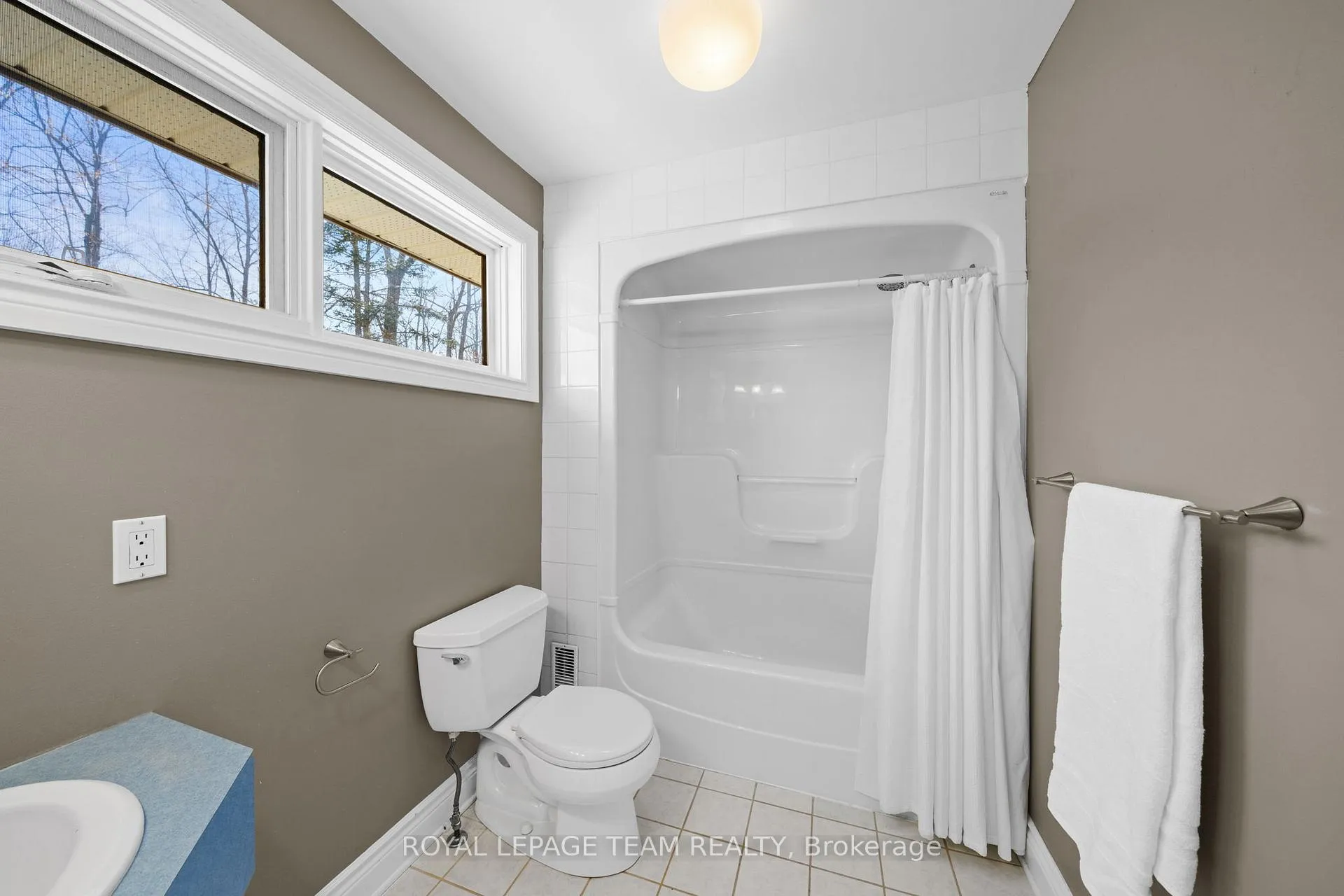 Photo 39 of 278 John Aselford Drive, Ottawa, Huntley Ward (North East) — HOMEH
