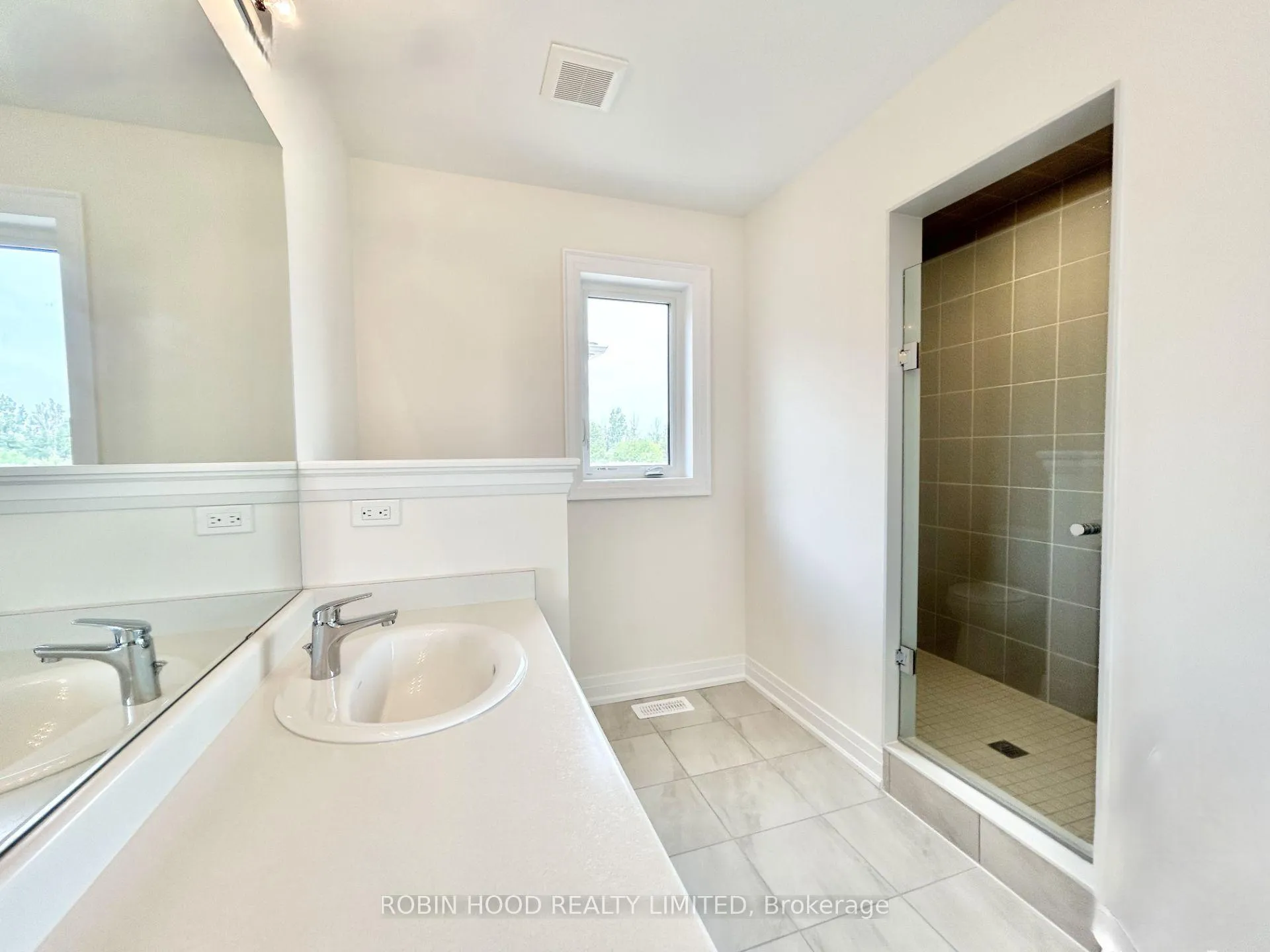 Photo 15 of 47 Hoad Street, Clarington, Newcastle — HOMEH