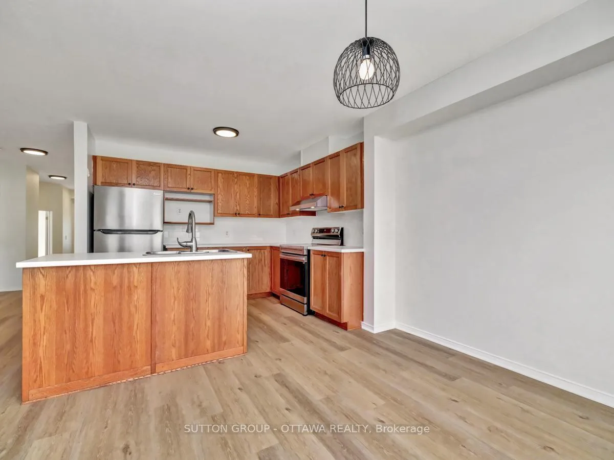 Photo 7 of 119 Whitewater Street, Ottawa, Barrhaven - Strandherd — HOMEH