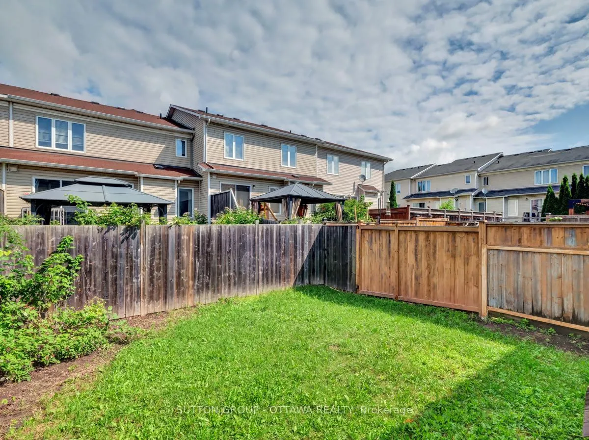Photo 28 of 119 Whitewater Street, Ottawa, Barrhaven - Strandherd — HOMEH