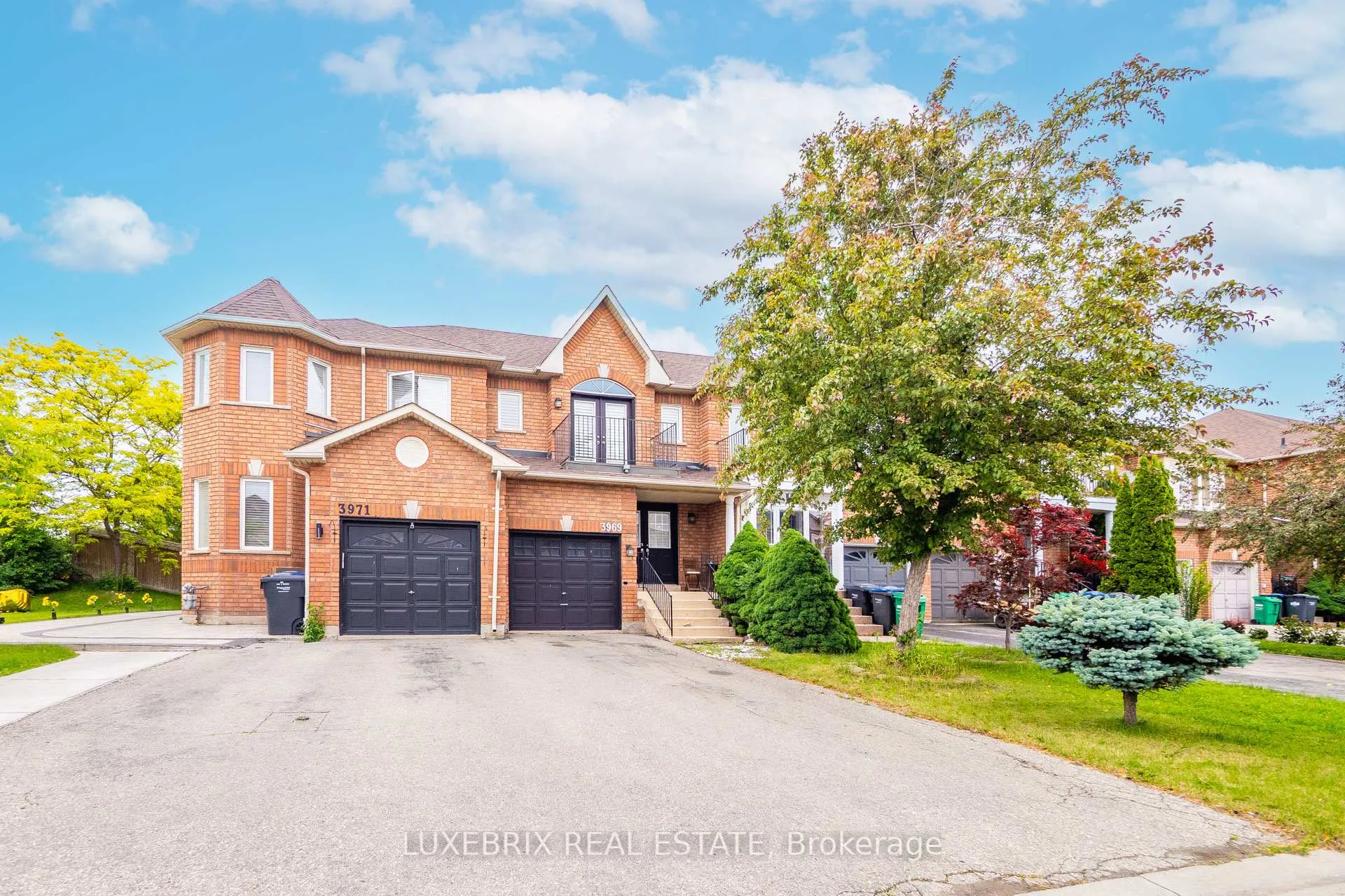 Front of 3969 Freeman Terrace