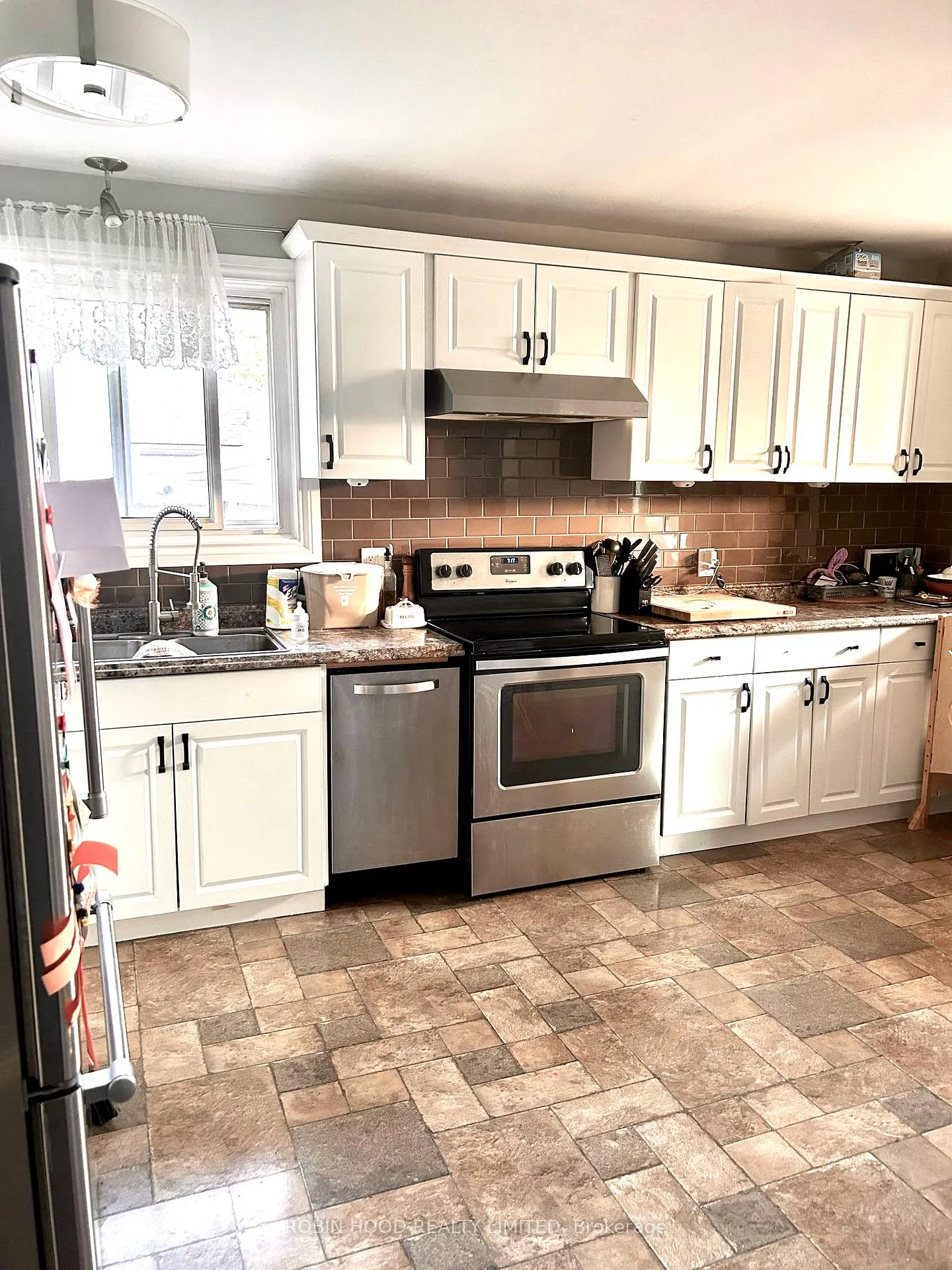 Photo 7 of Unit Main, 21 Melrose Street, Oshawa, Donevan — HOMEH