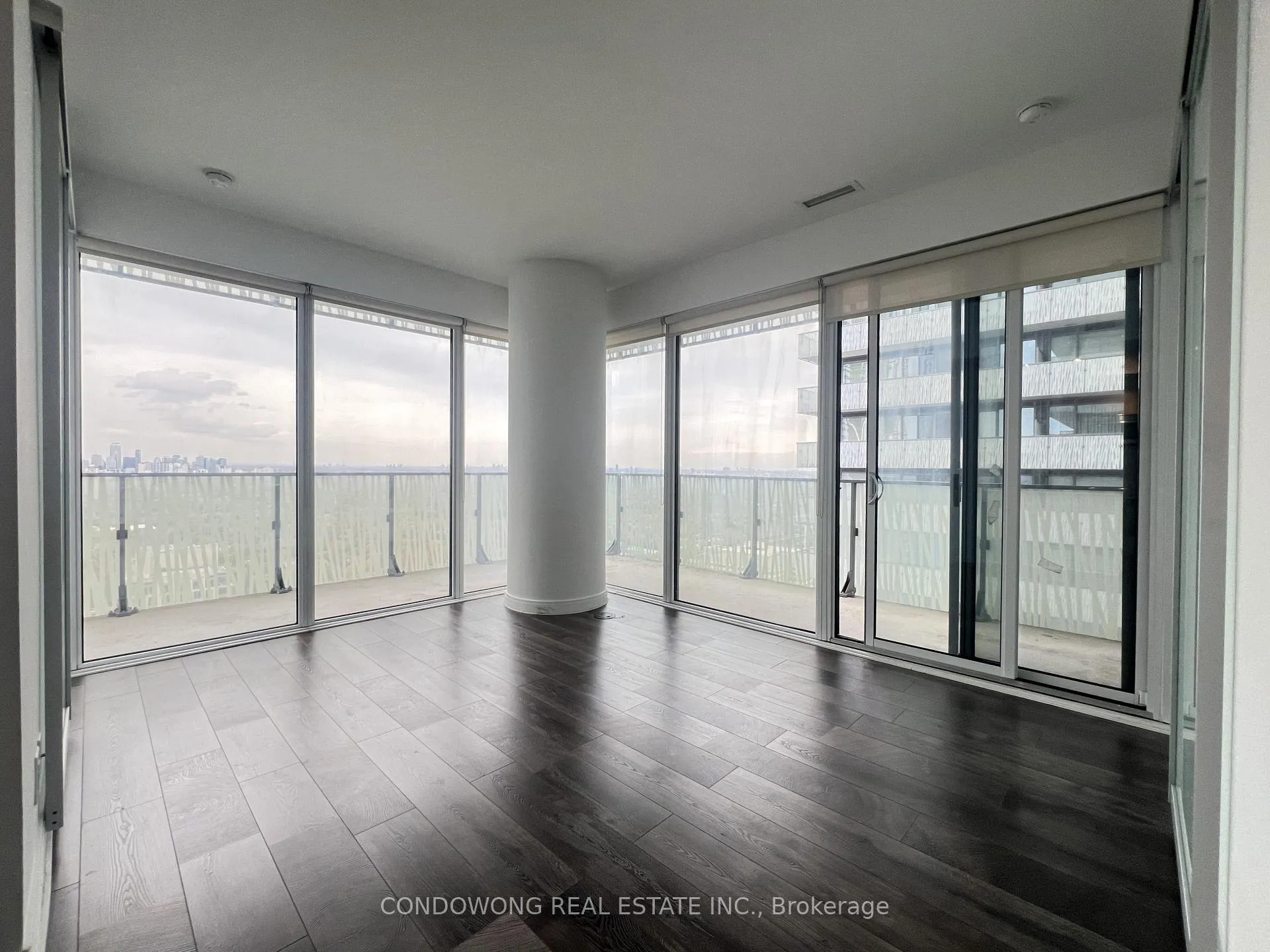 Photo 4 of Unit 4308, 42 Charles Street E, Toronto, Church-Yonge Corridor — HOMEH