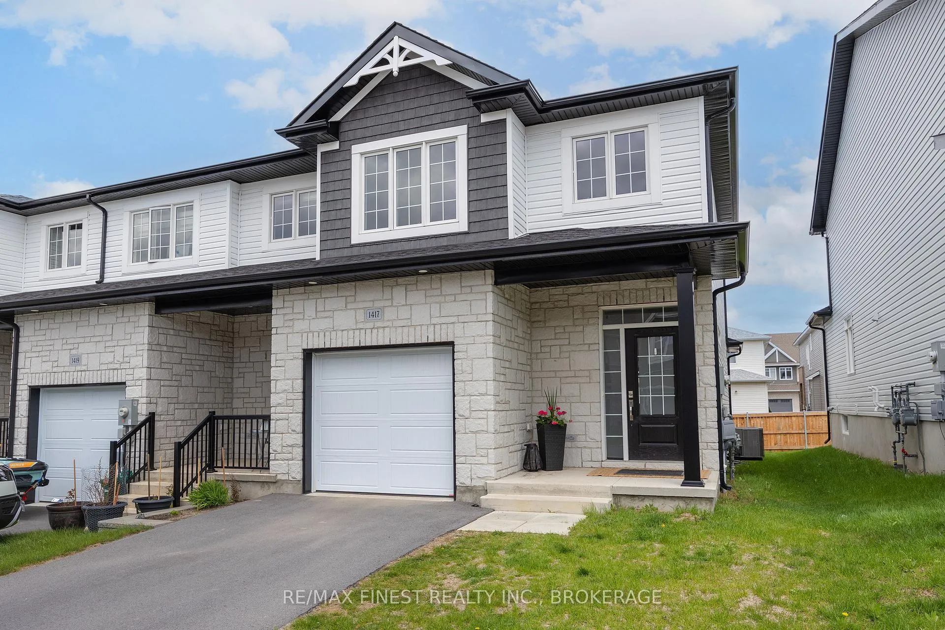 Photo 1 of 1417 Summer Street, Kingston, Kingston East (Incl Barret Crt) — HOMEH