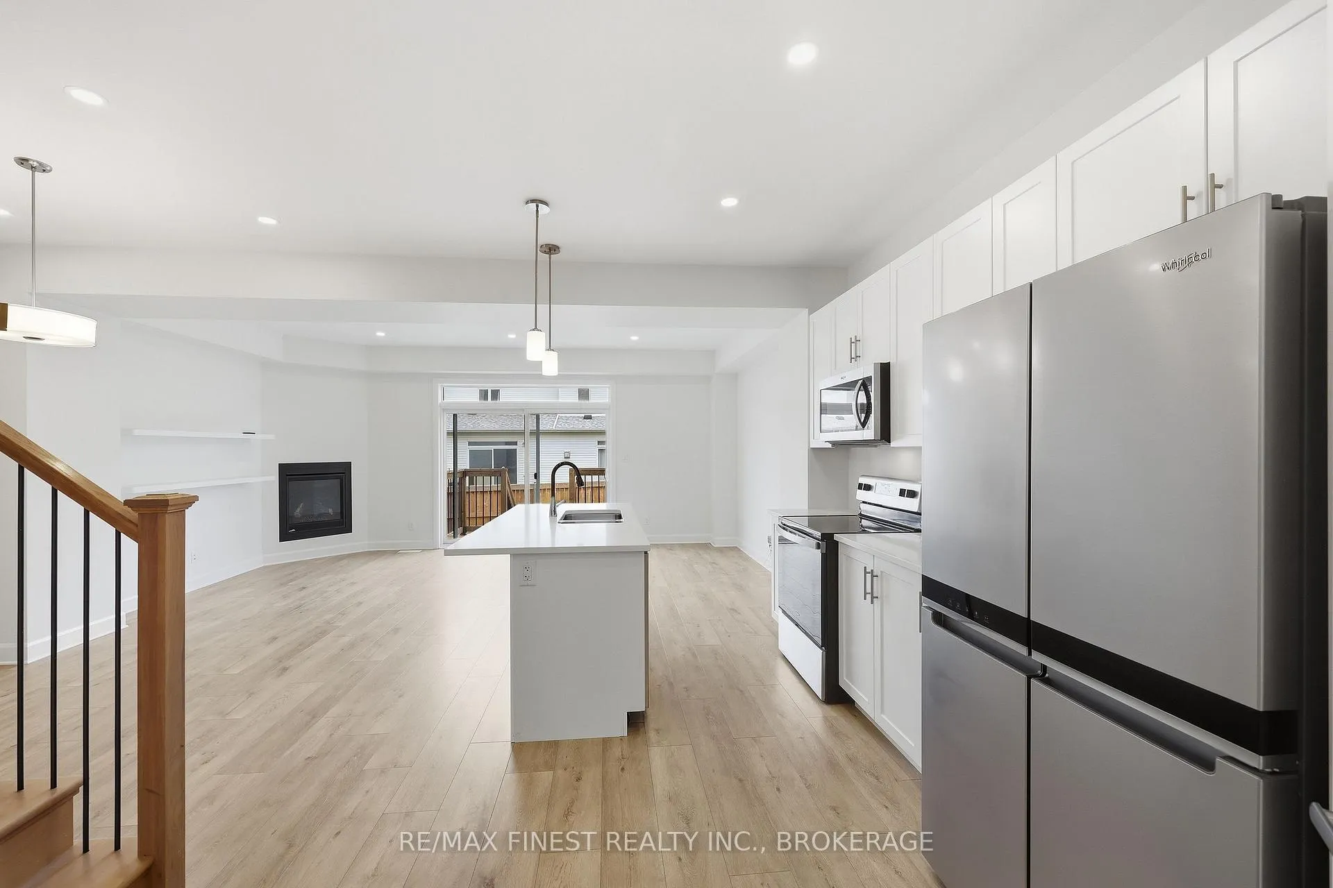 Photo 6 of 1417 Summer Street, Kingston, Kingston East (Incl Barret Crt) — HOMEH