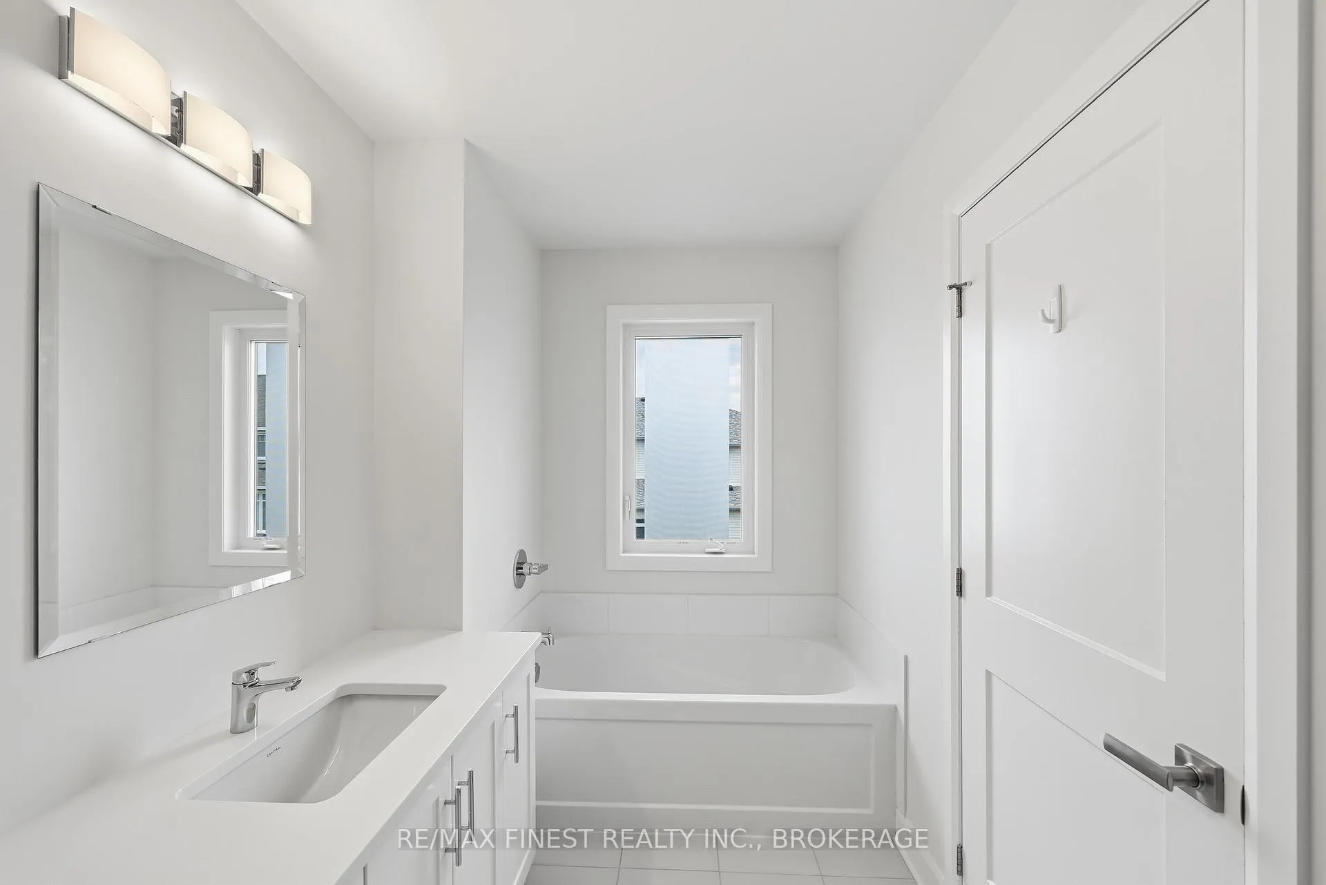 Photo 33 of 1417 Summer Street, Kingston, Kingston East (Incl Barret Crt) — HOMEH