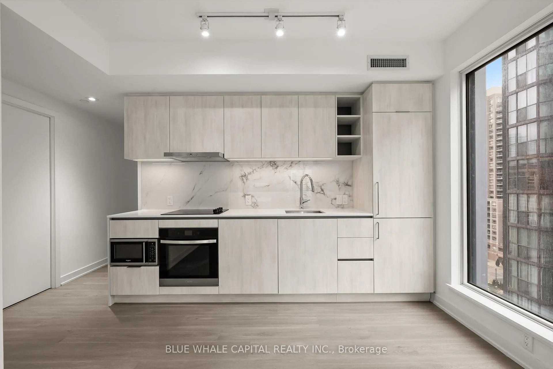 Photo 1 of Unit 1103, 8 Wellesley Street W, Toronto, Bay Street Corridor — HOMEH