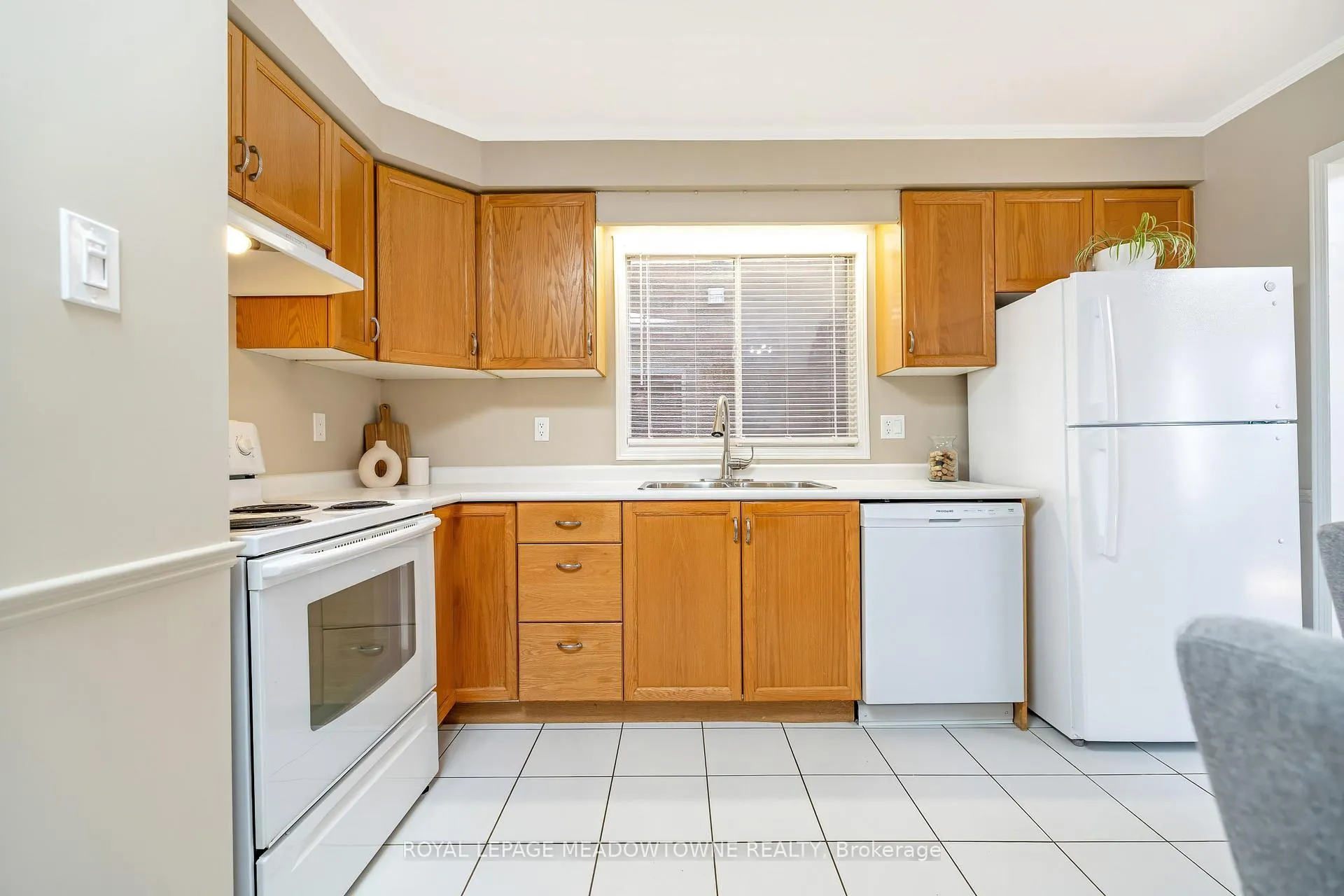 Photo 13 of 86 Rocky Mountain Crescent, Brampton, Sandringham-Wellington — HOMEH