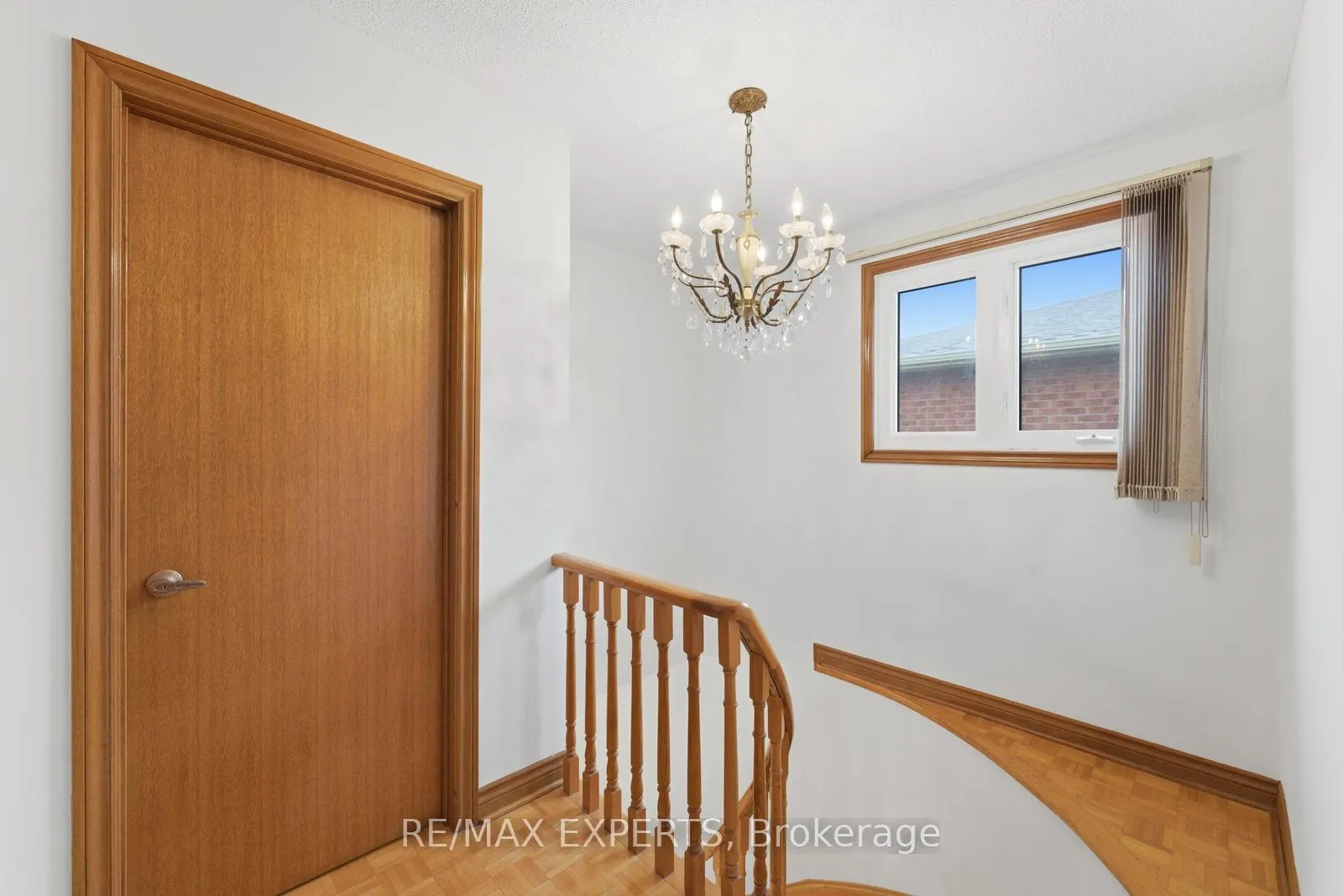Photo 19 of 128 Kaiser Drive, Vaughan, West Woodbridge — HOMEH