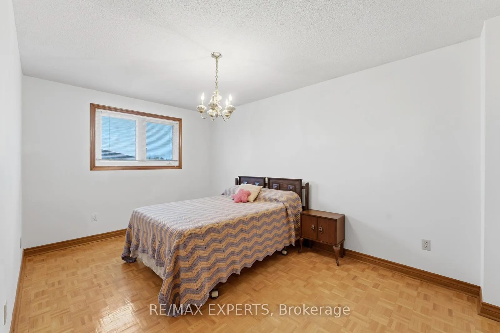 Photo 24 of 128 Kaiser Drive, Vaughan, West Woodbridge — HOMEH