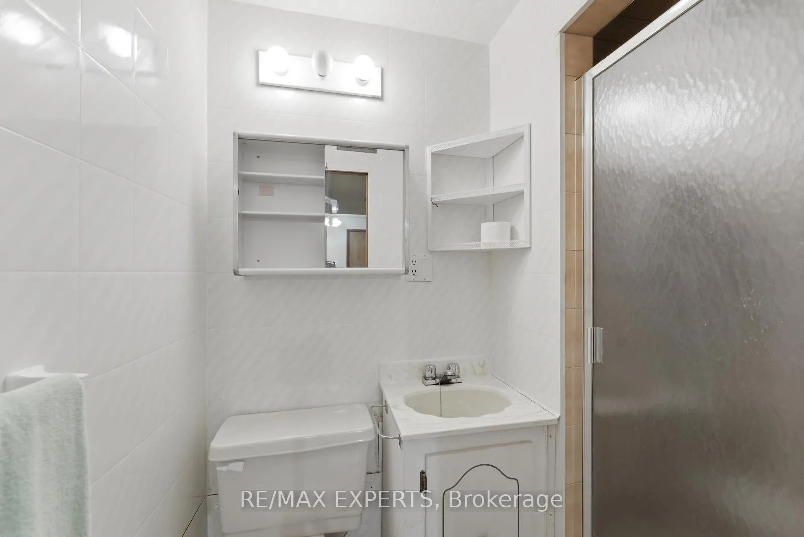 Photo 33 of 128 Kaiser Drive, Vaughan, West Woodbridge — HOMEH