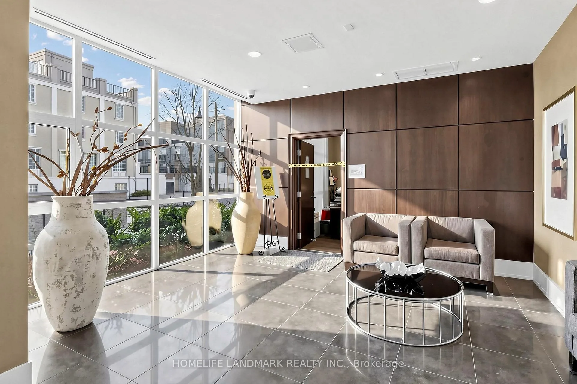 Photo 9 of Unit 314B, 21 Upper Duke Crescent, Markham, Unionville — HOMEH