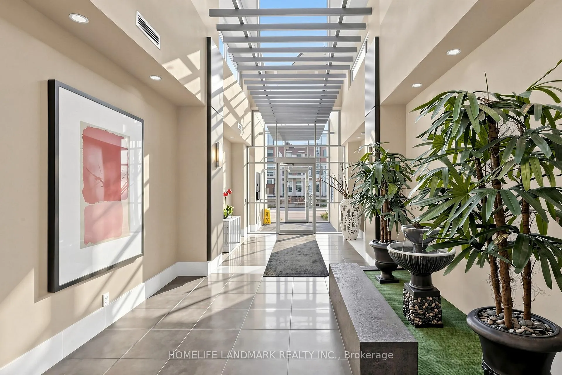Photo 10 of Unit 314B, 21 Upper Duke Crescent, Markham, Unionville — HOMEH