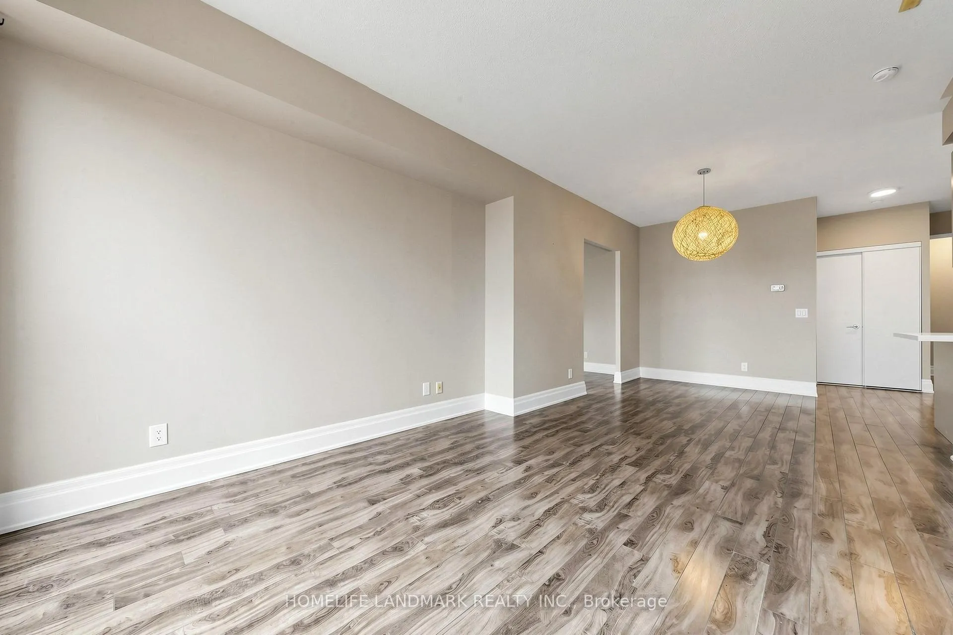 Photo 12 of Unit 314B, 21 Upper Duke Crescent, Markham, Unionville — HOMEH