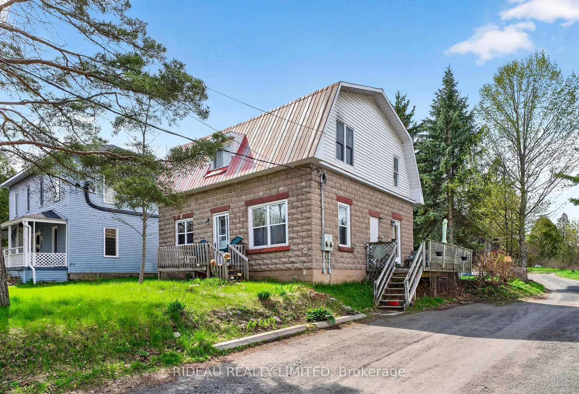 Photo 1 of 24 Rideau Street, Westport — HOMEH