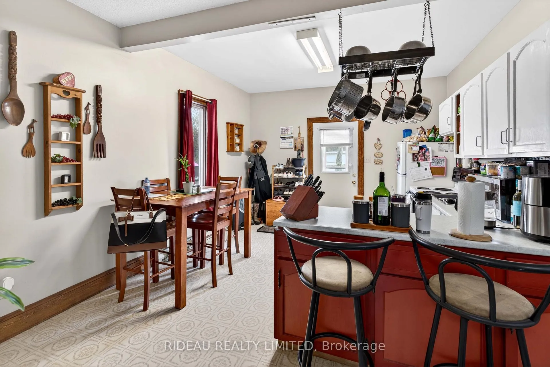 Photo 11 of 24 Rideau Street, Westport — HOMEH