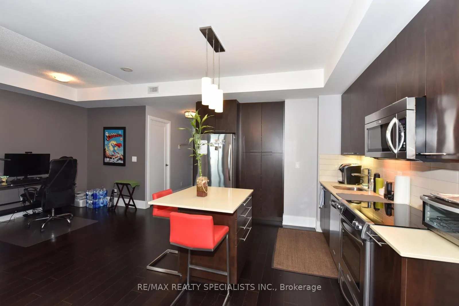 Photo 10 of Unit 712, 70 Roehampton Avenue, Toronto, Mount Pleasant West — HOMEH