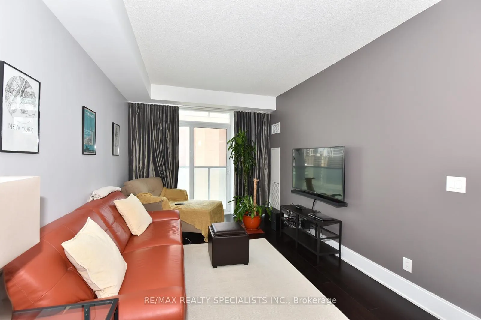 Photo 11 of Unit 712, 70 Roehampton Avenue, Toronto, Mount Pleasant West — HOMEH