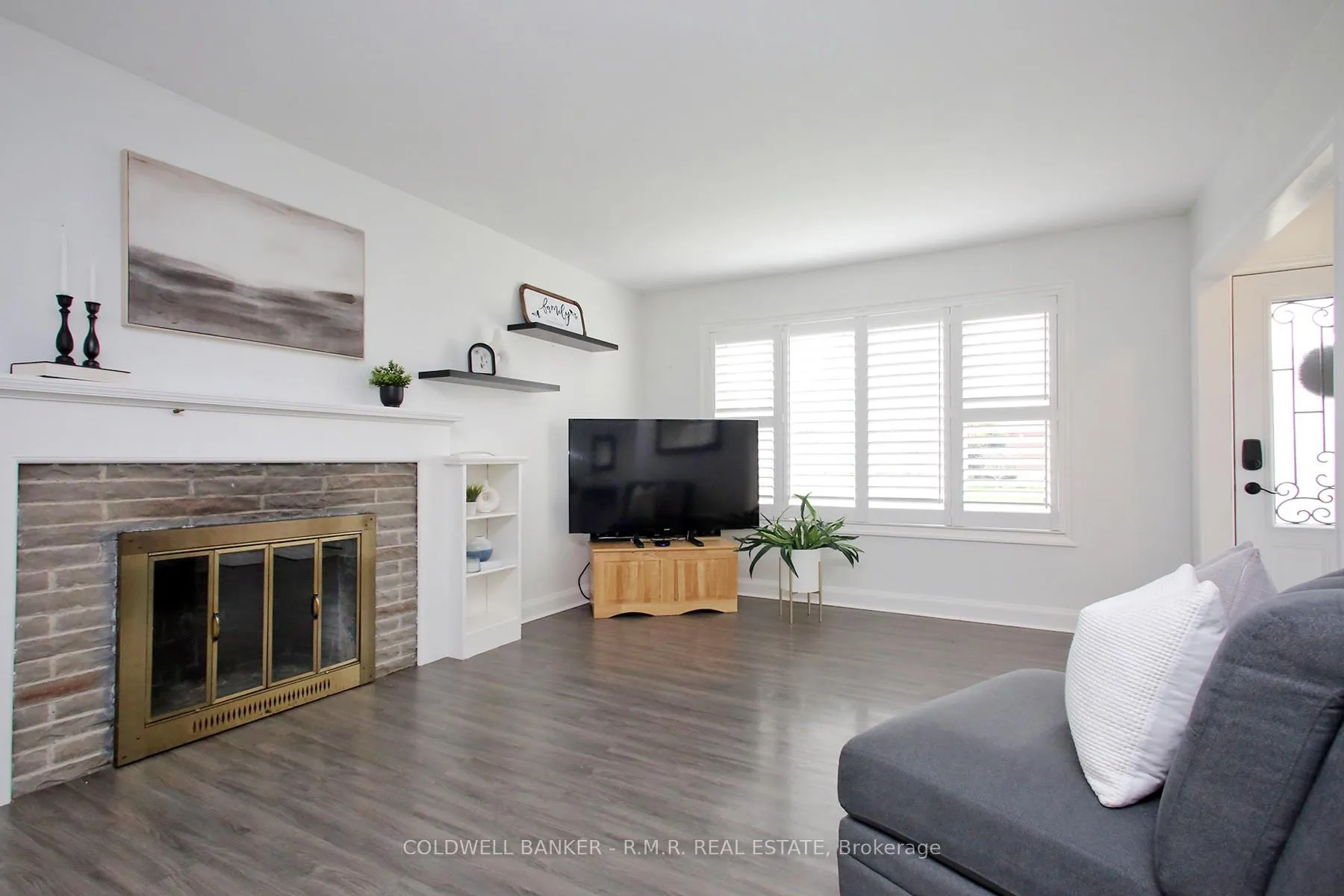 Photo 9 of 125 Jones Avenue, Oshawa, Centennial — HOMEH