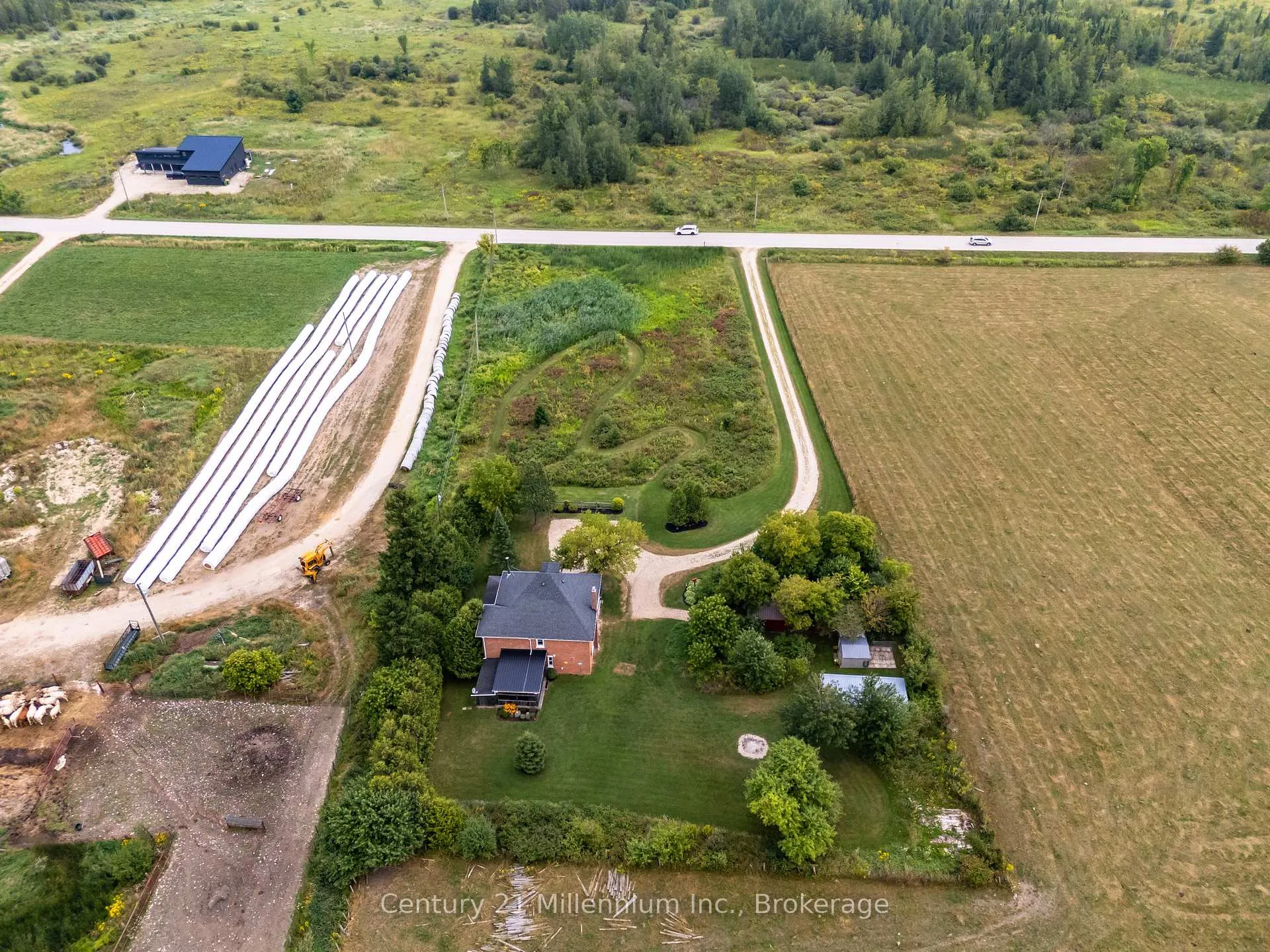 Photo 6 of 155104 7th Line, Grey Highlands — HOMEH