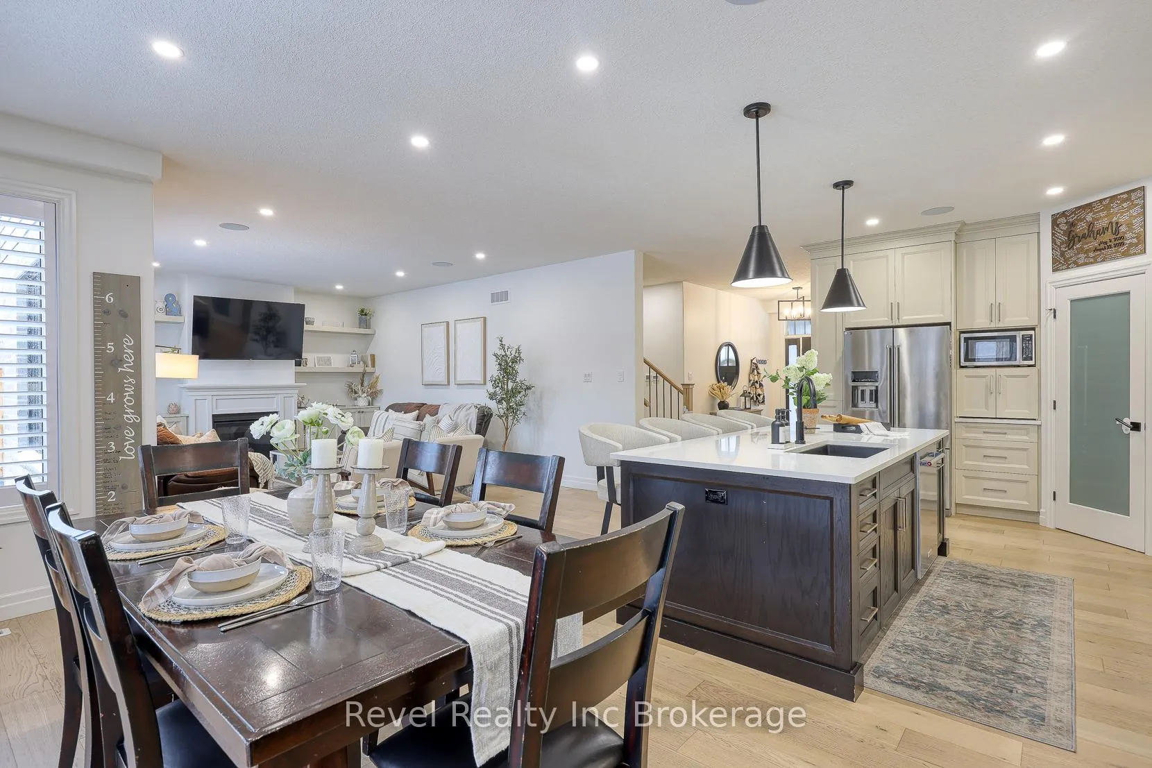 Photo 14 of 56 Hazelwood Pass, Thames Centre, Dorchester — HOMEH