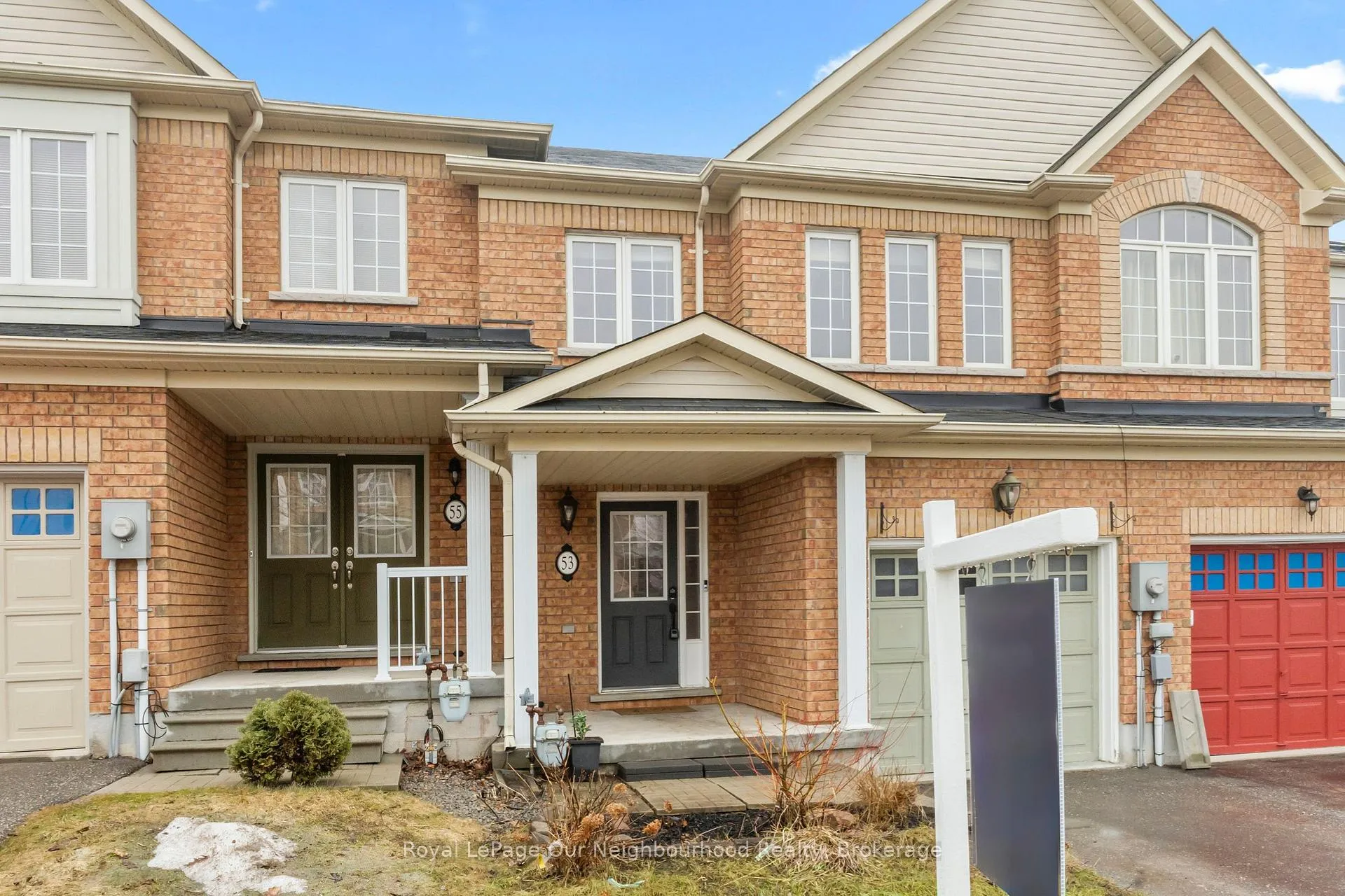 Photo 2 of 53 Kersey Crescent, Clarington, Courtice — HOMEH