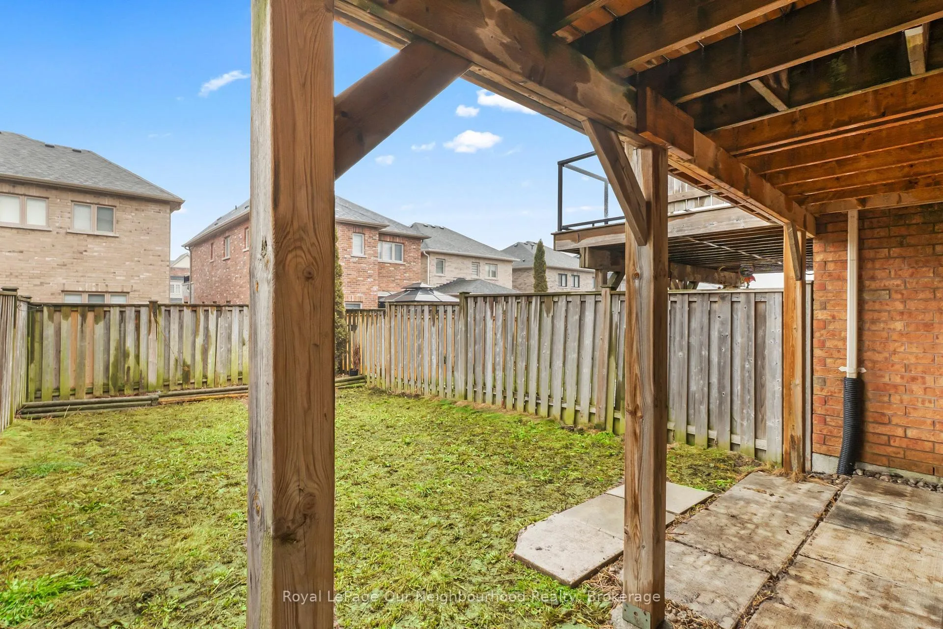 Photo 27 of 53 Kersey Crescent, Clarington, Courtice — HOMEH