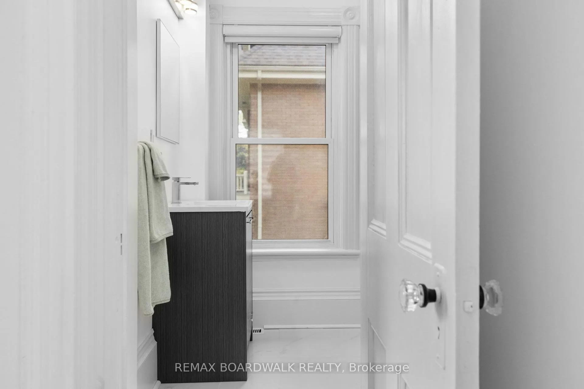 Photo 26 of 45 Drummond Street W, Perth — HOMEH