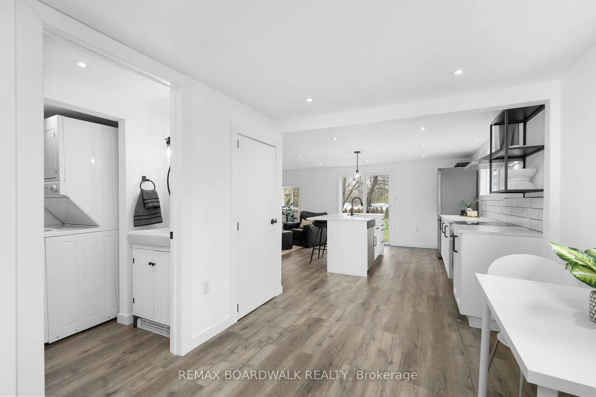 Photo 34 of 45 Drummond Street W, Perth — HOMEH