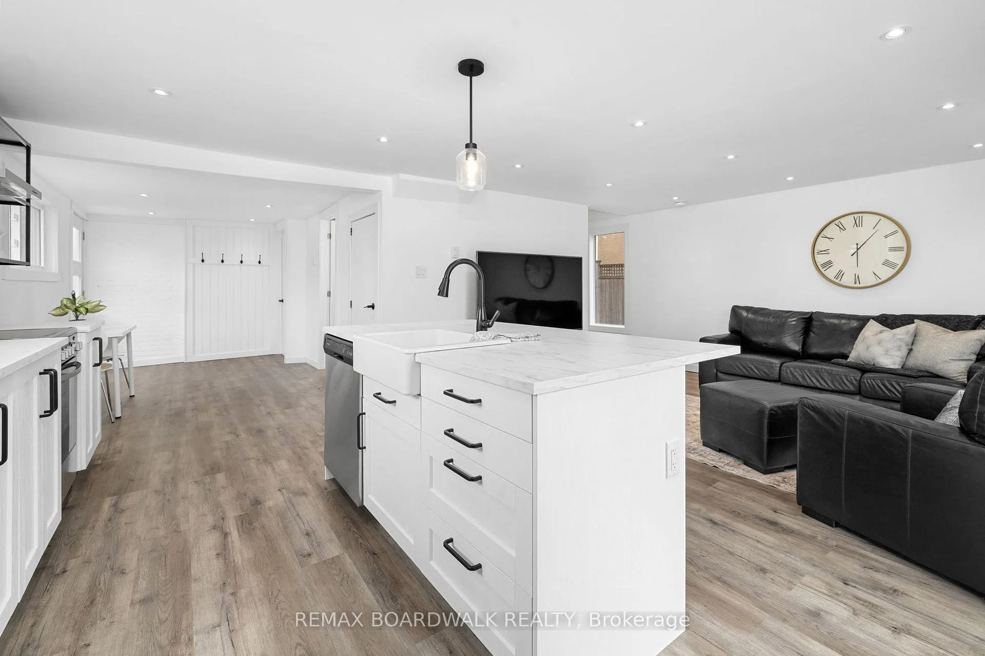 Photo 38 of 45 Drummond Street W, Perth — HOMEH