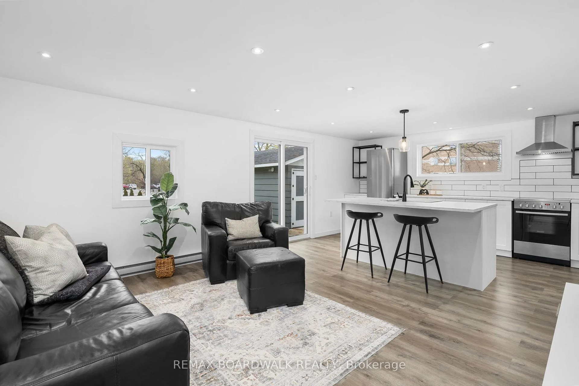 Photo 41 of 45 Drummond Street W, Perth — HOMEH