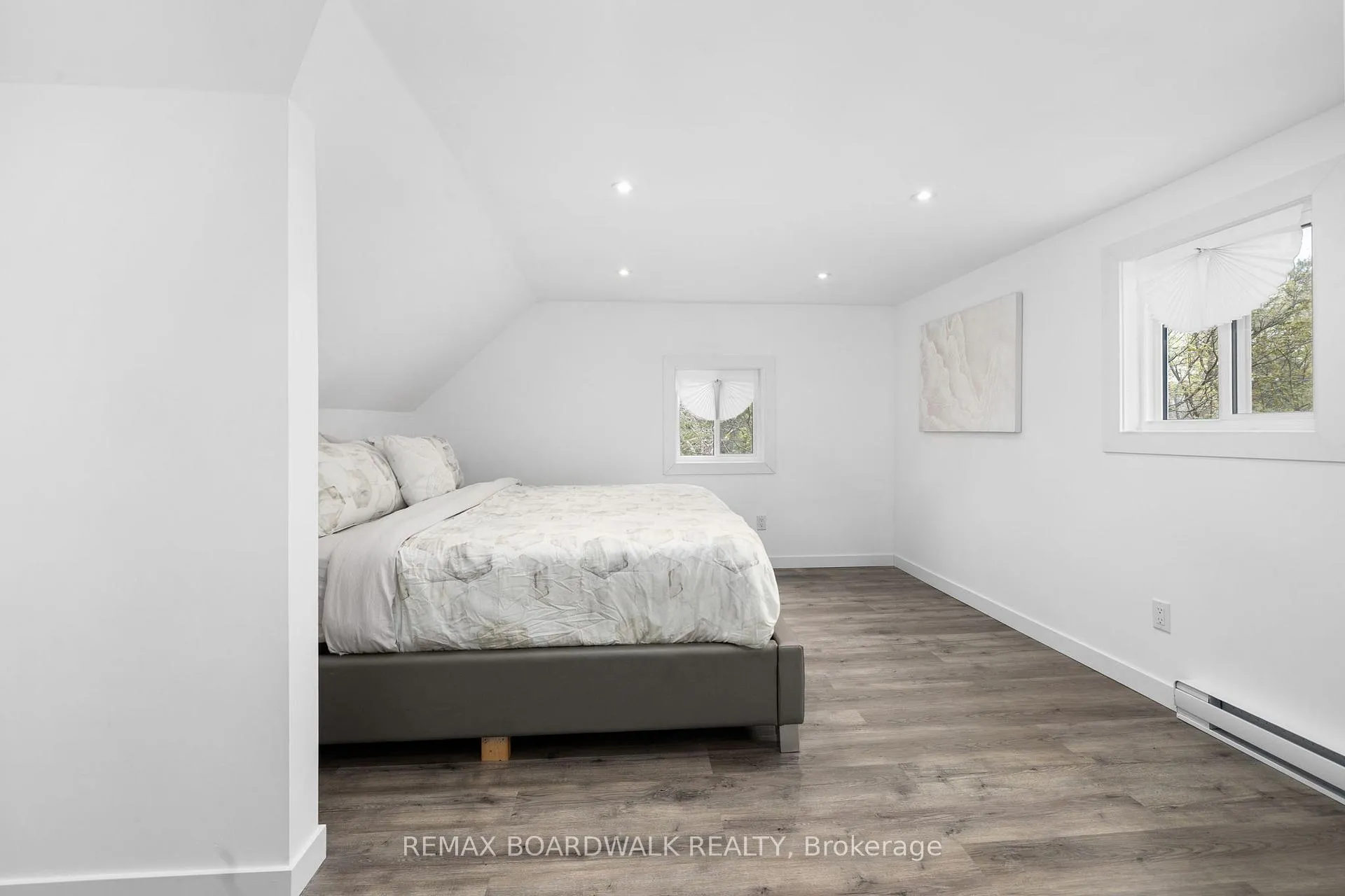 Photo 44 of 45 Drummond Street W, Perth — HOMEH