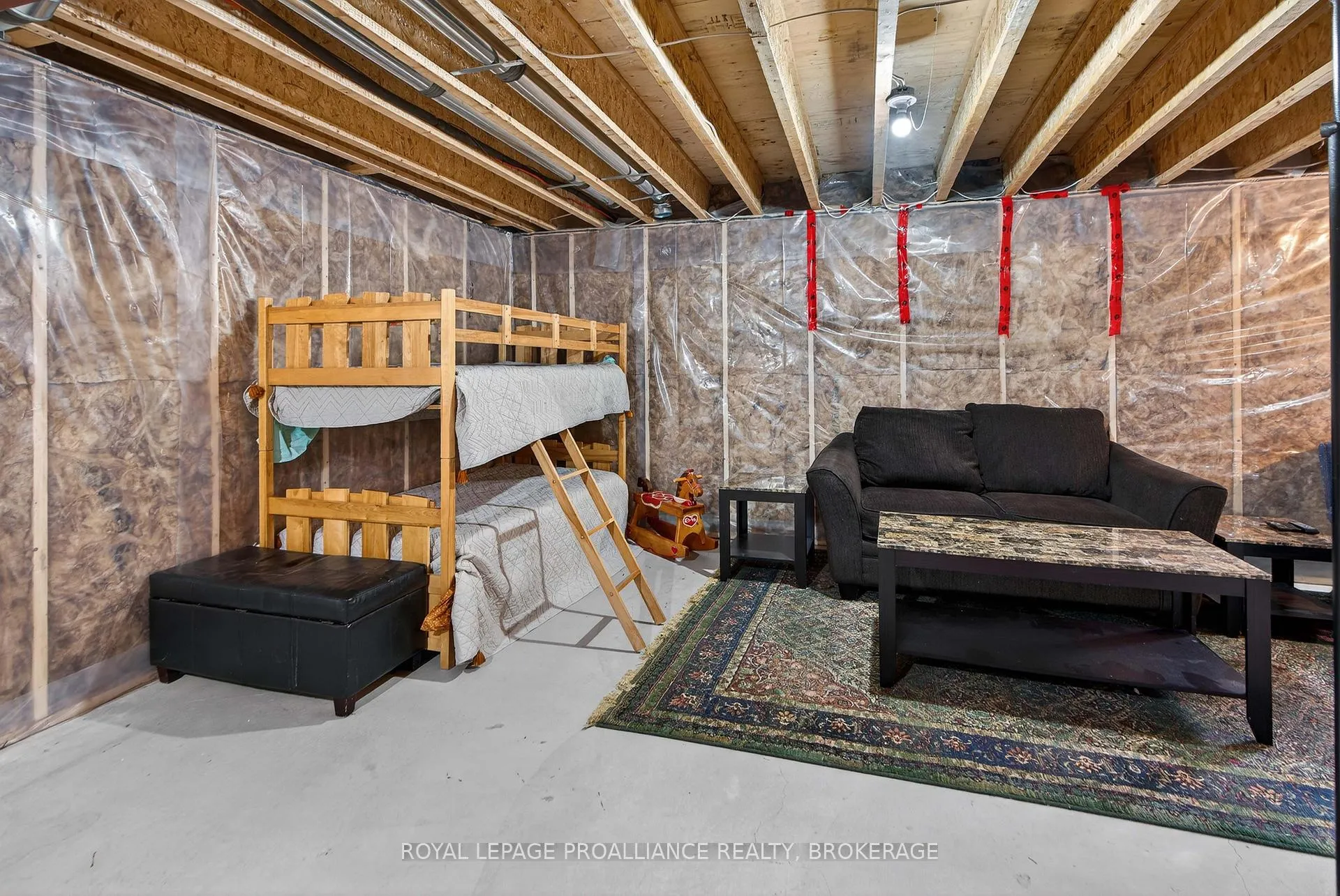 Photo 37 of 680 Halloway Drive, Kingston, Kingston East (Incl Barret Crt) — HOMEH