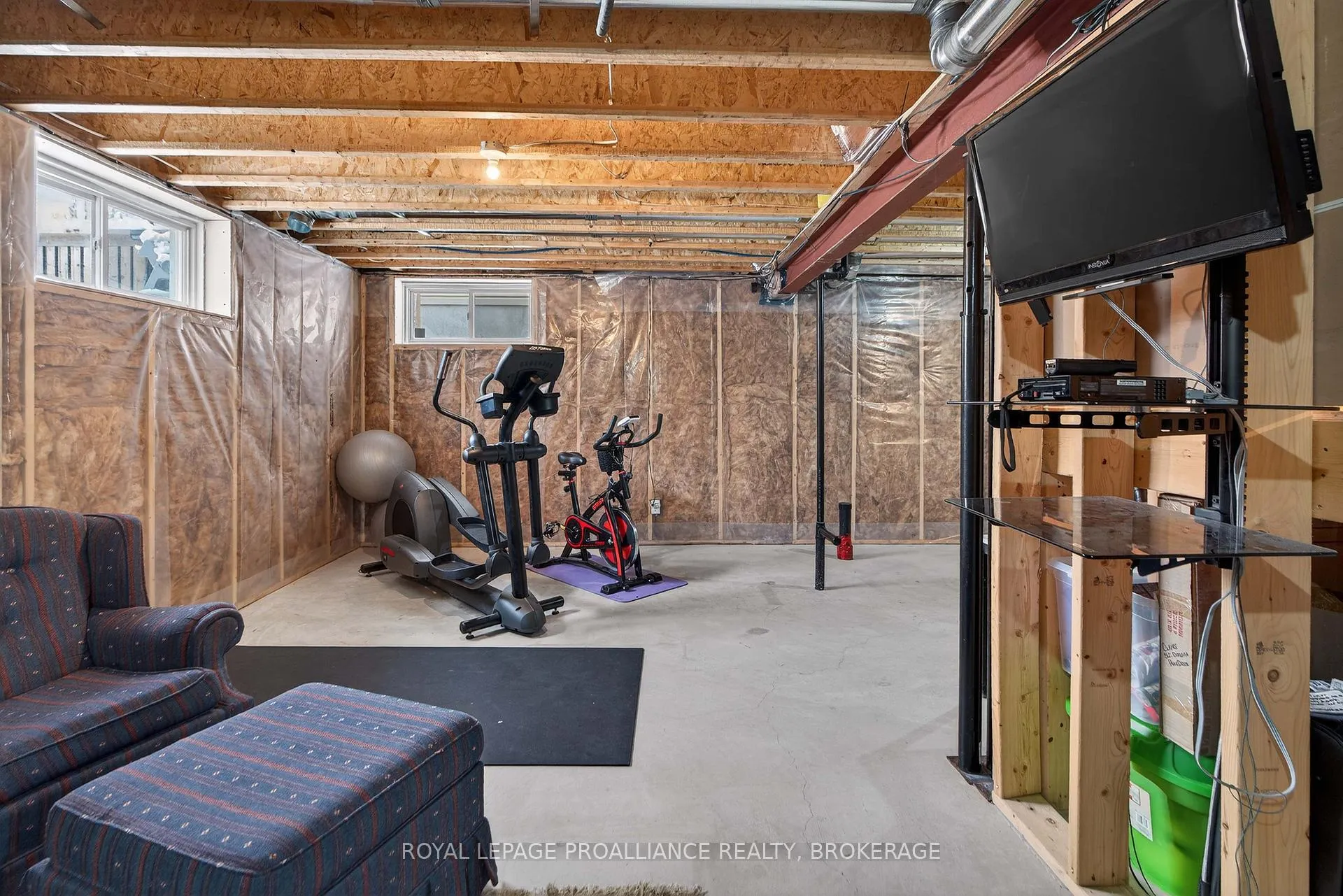 Photo 39 of 680 Halloway Drive, Kingston, Kingston East (Incl Barret Crt) — HOMEH