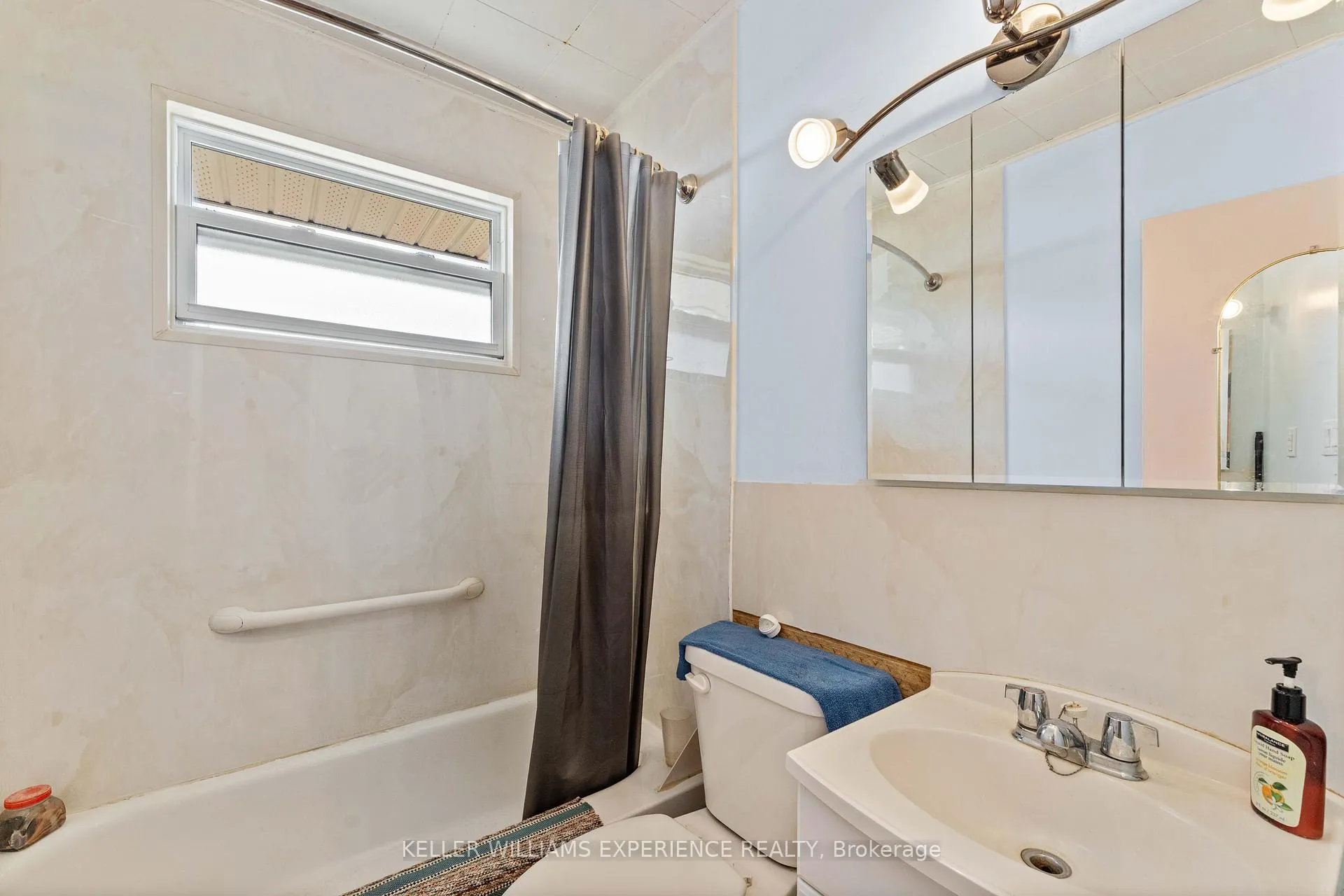 Photo 14 of 114 Malcolm Street, Essa, Angus — HOMEH