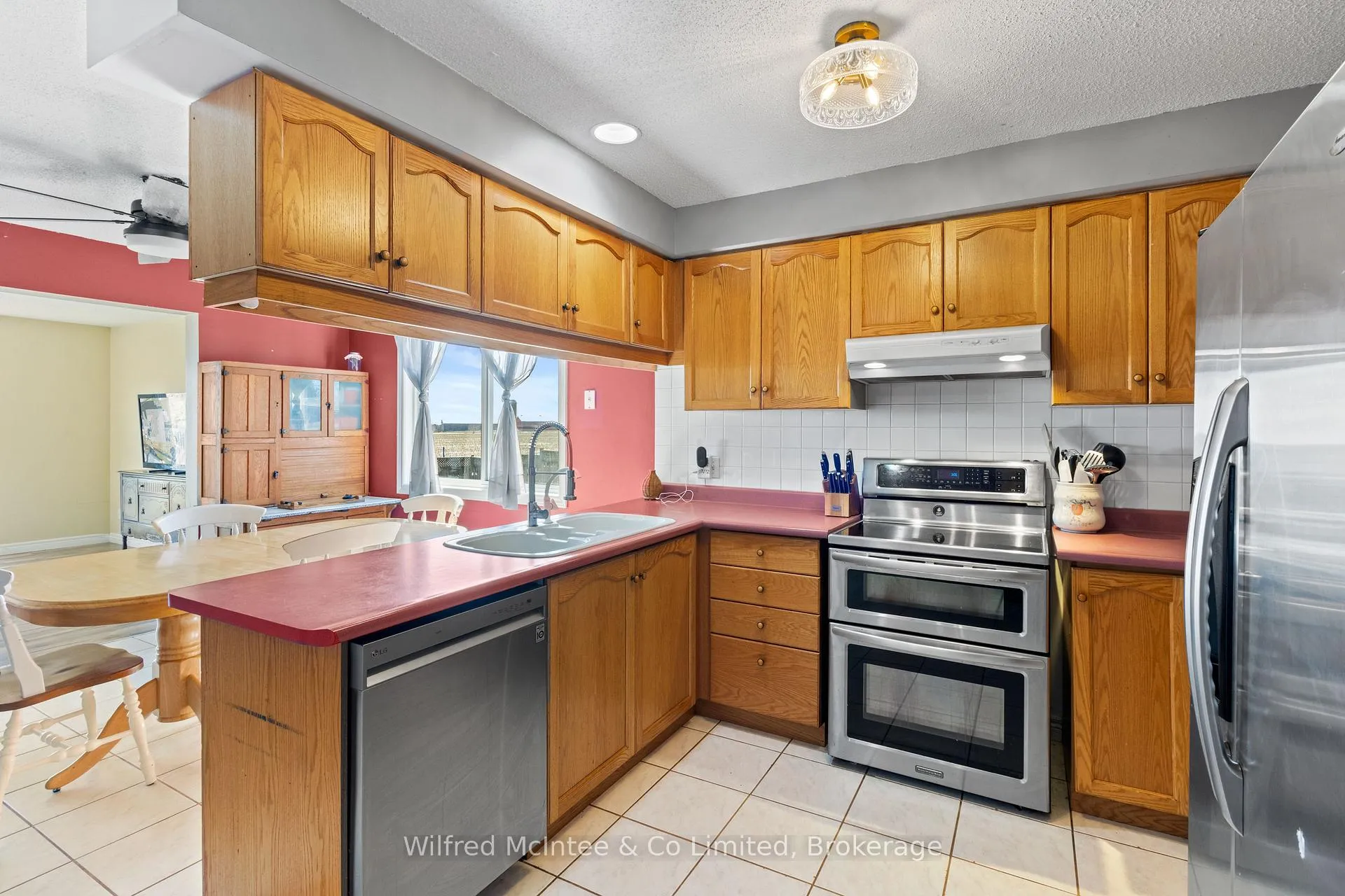 Photo 10 of 59 Dales Drive, Mapleton, Rural Mapleton — HOMEH