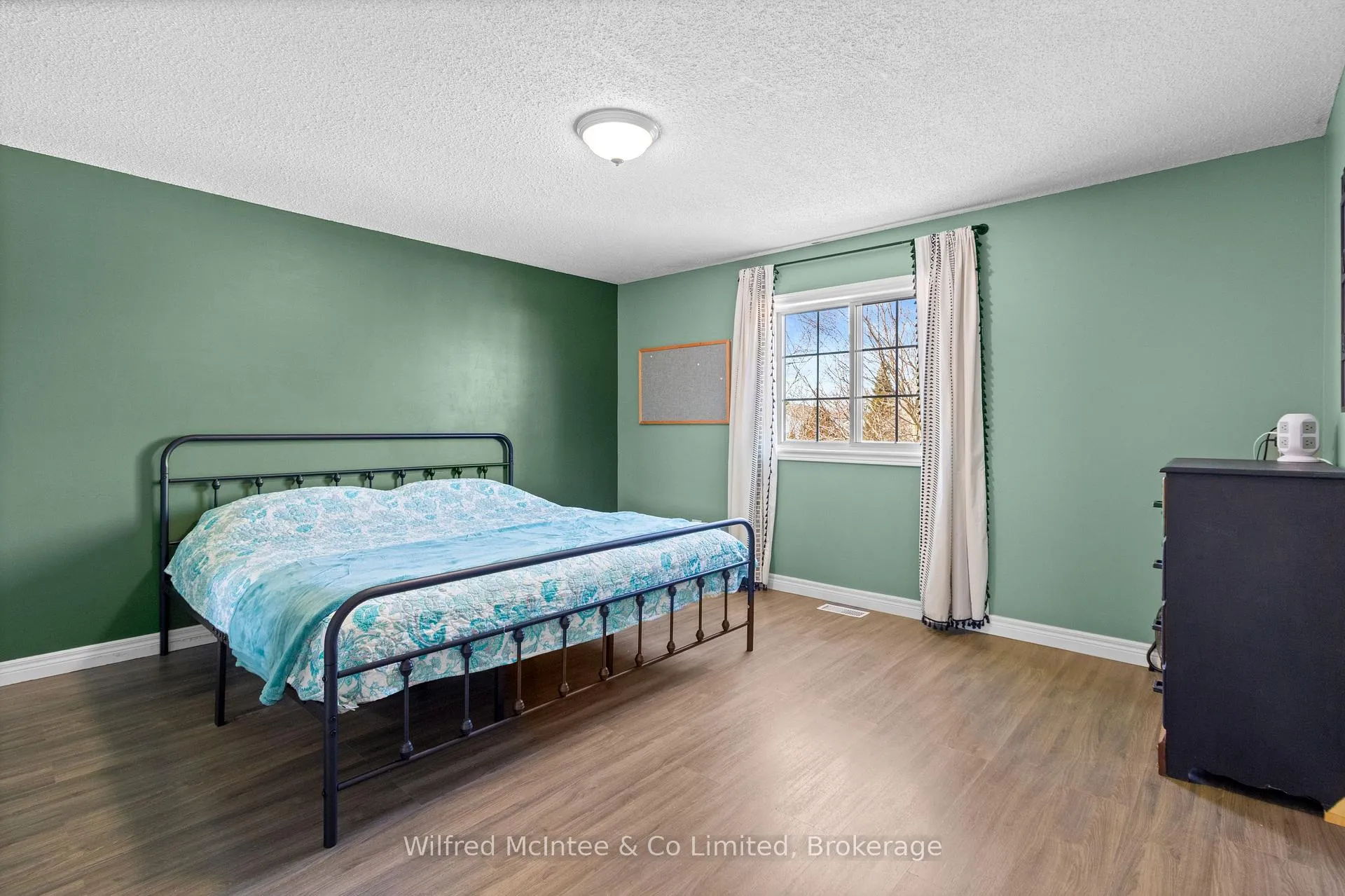 Photo 18 of 59 Dales Drive, Mapleton, Rural Mapleton — HOMEH