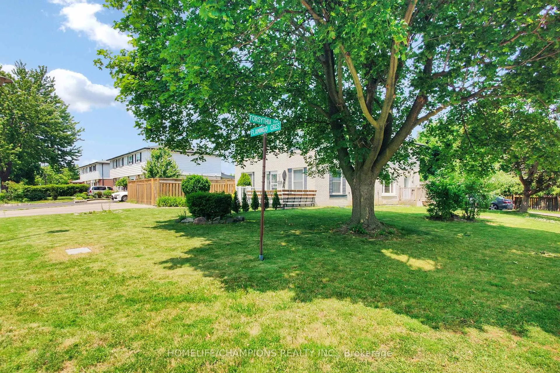 Photo 6 of 4 Flamingo Crescent, Brampton, Southgate — HOMEH