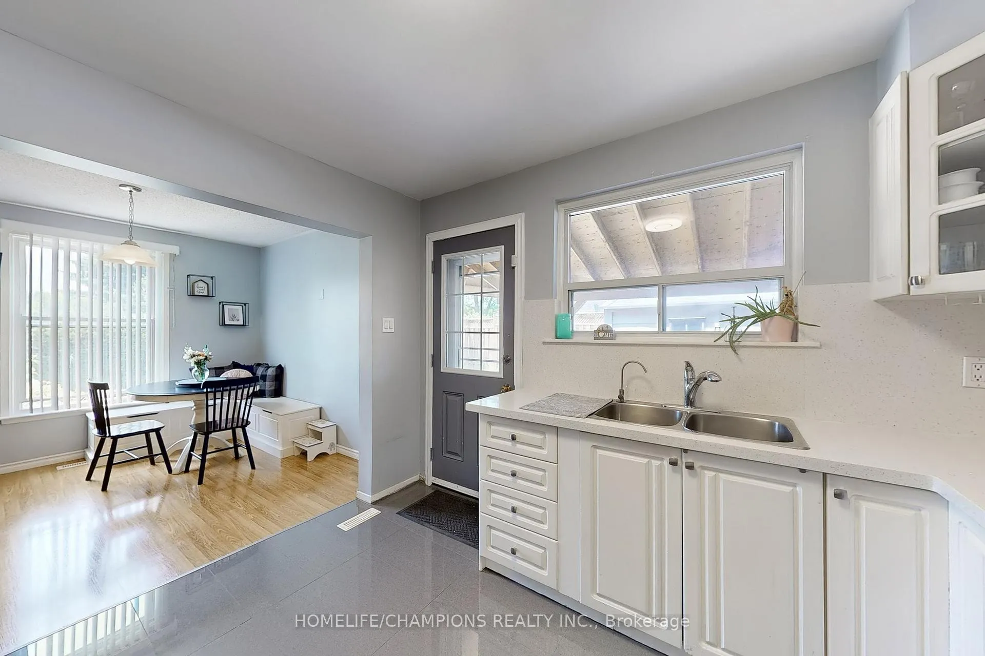 Photo 18 of 4 Flamingo Crescent, Brampton, Southgate — HOMEH
