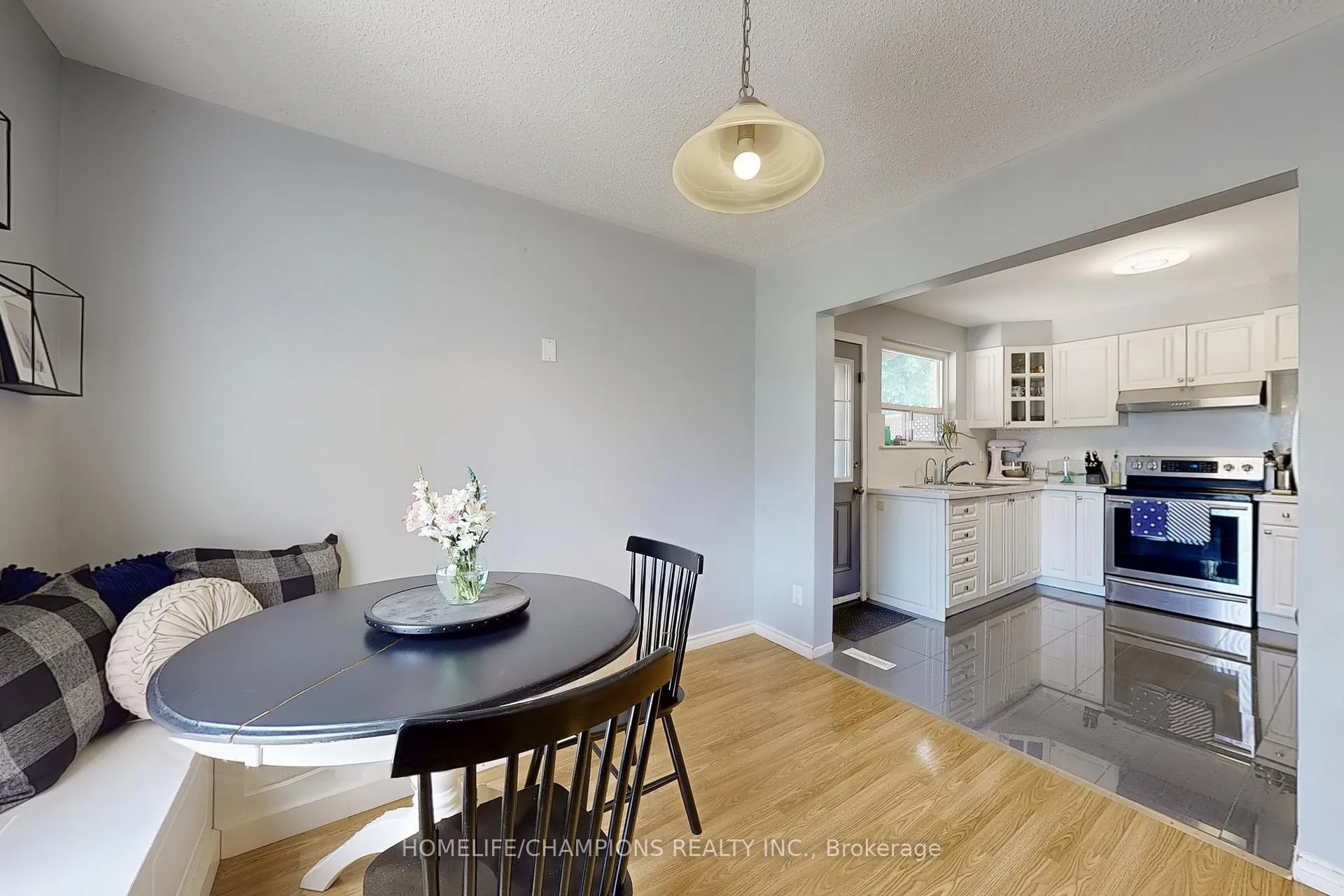 Photo 21 of 4 Flamingo Crescent, Brampton, Southgate — HOMEH