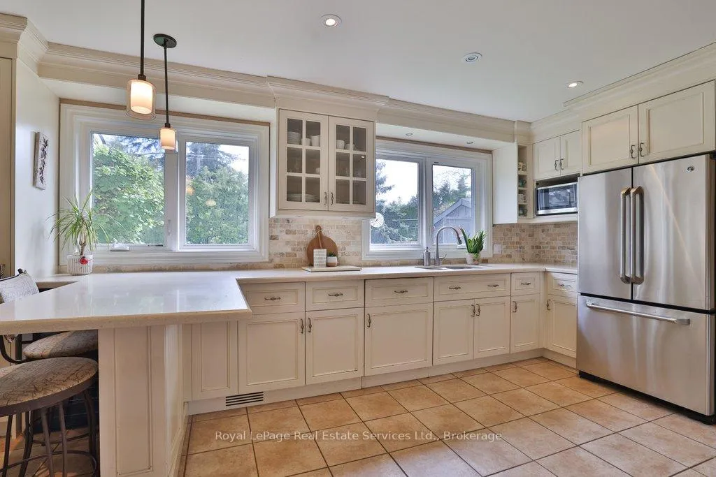 Photo 12 of 5133 Bayfield Crescent, Burlington, Appleby — HOMEH