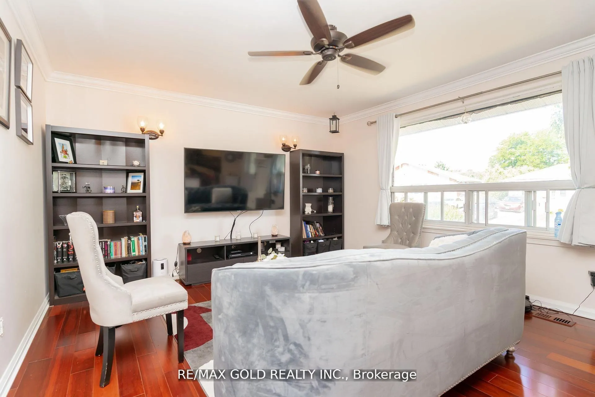 Photo 8 of 9 Ashwood Crescent, Brampton, Avondale — HOMEH