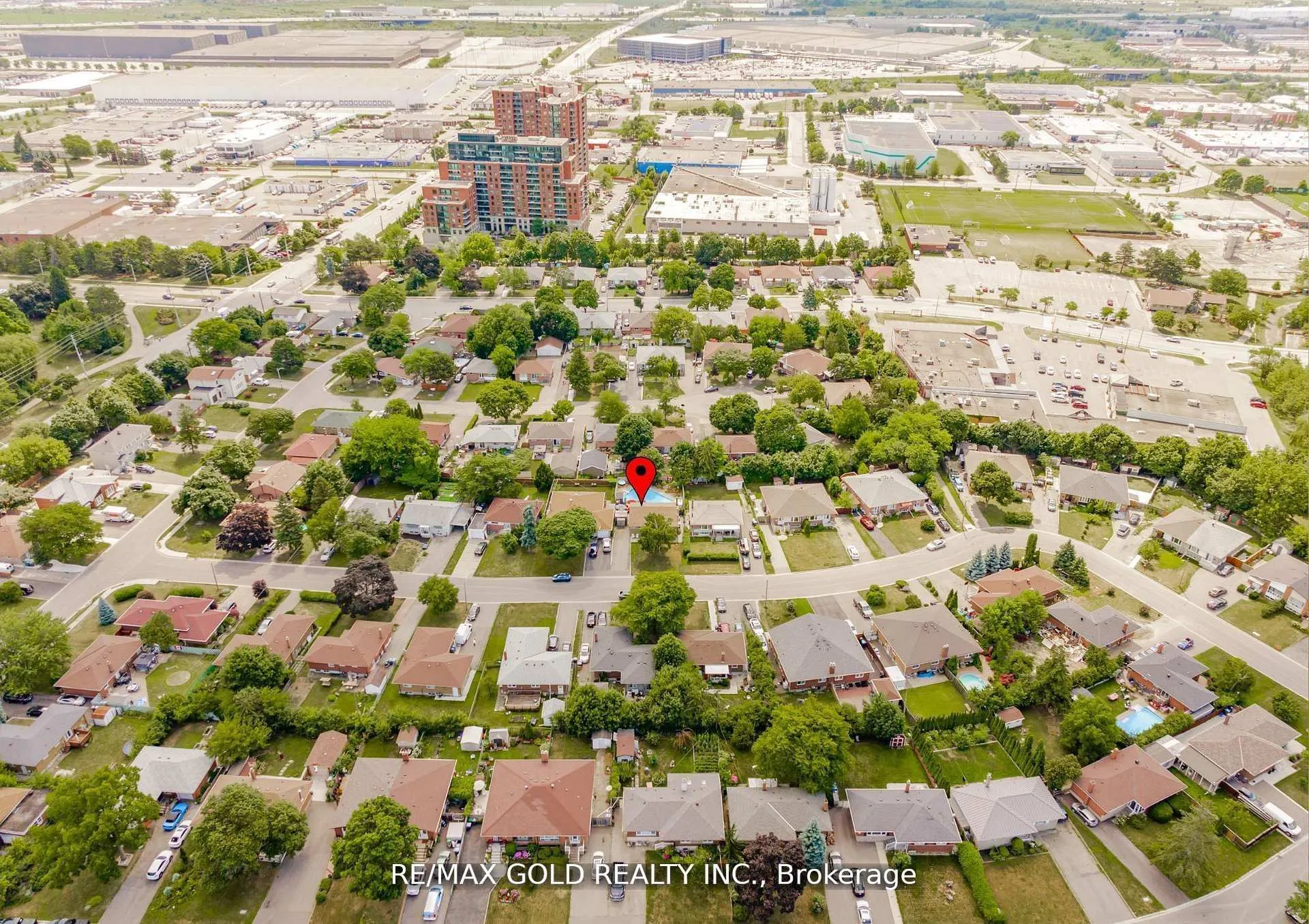 Photo 50 of 9 Ashwood Crescent, Brampton, Avondale — HOMEH